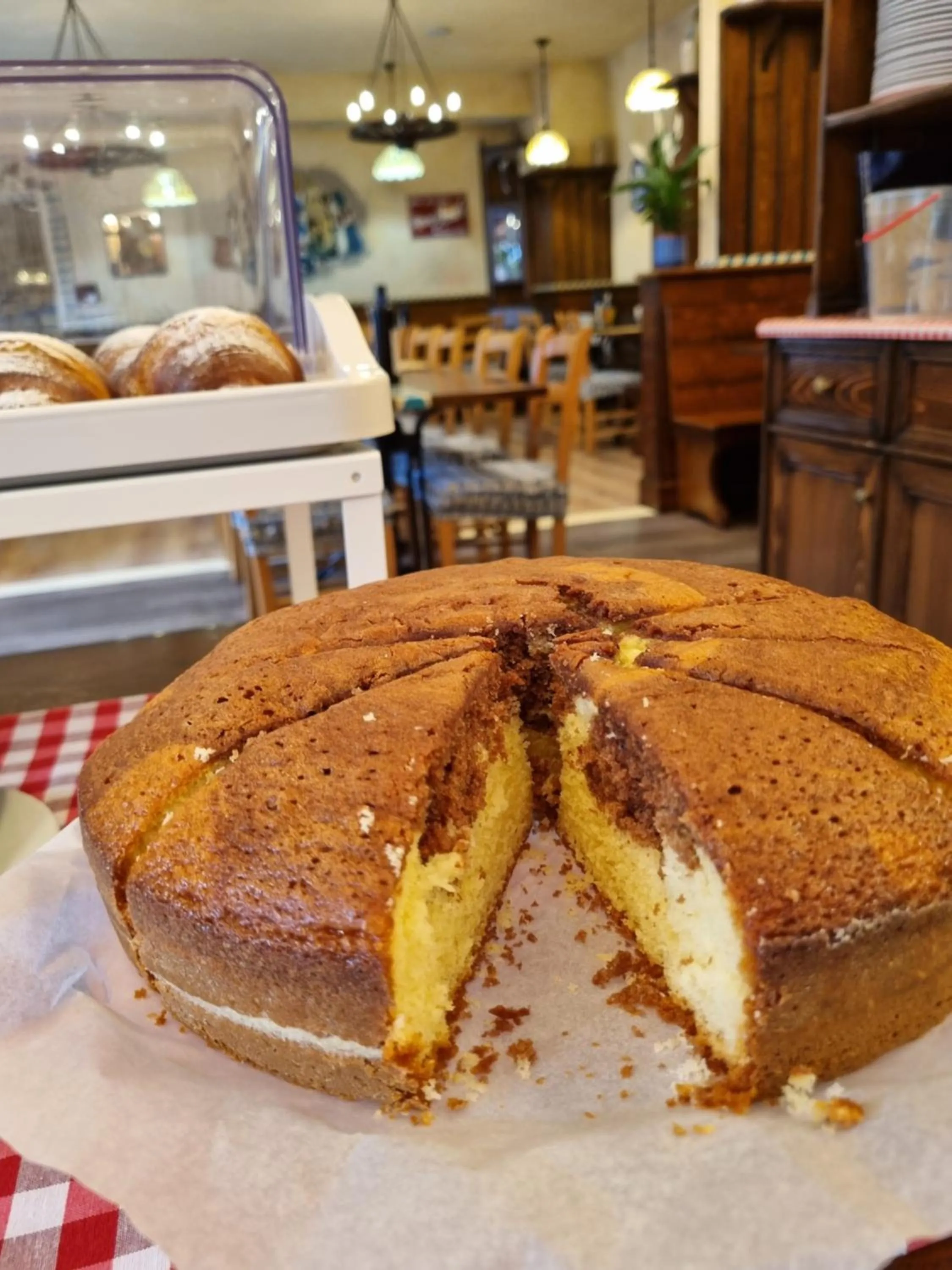 Restaurant/places to eat in Hotel Vittoria