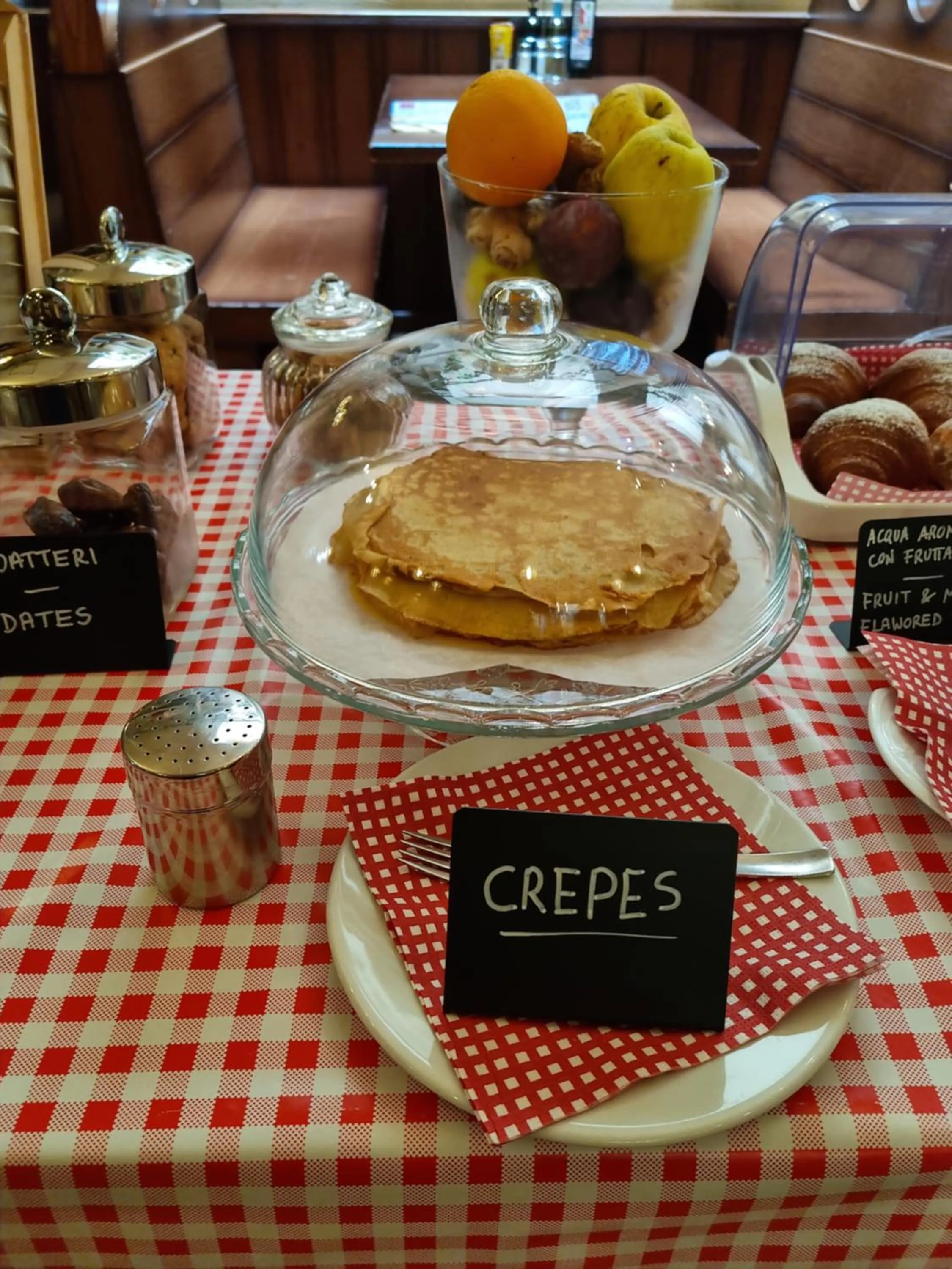 Breakfast in Hotel Vittoria