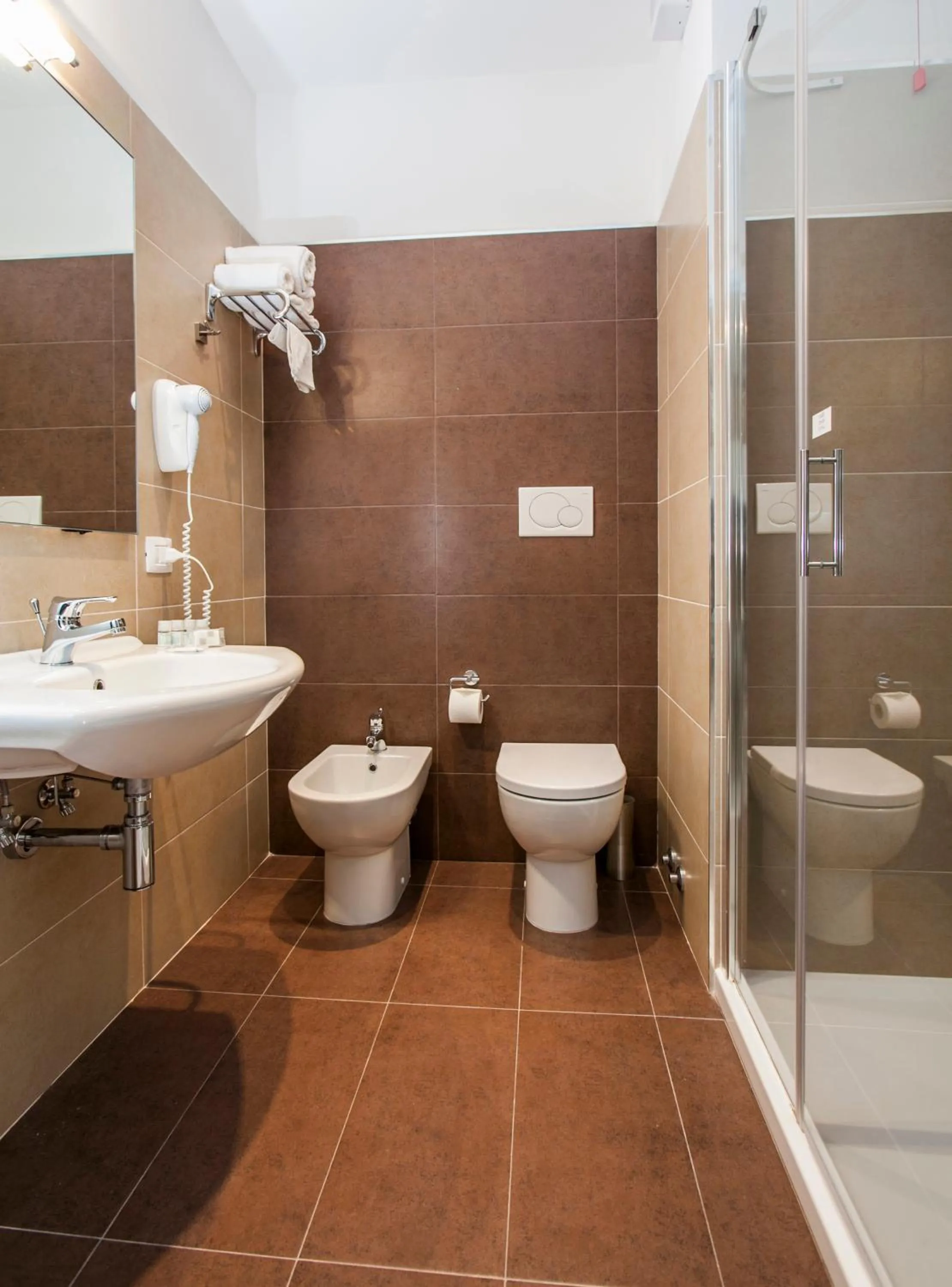 Bathroom in Hotel Gardenia