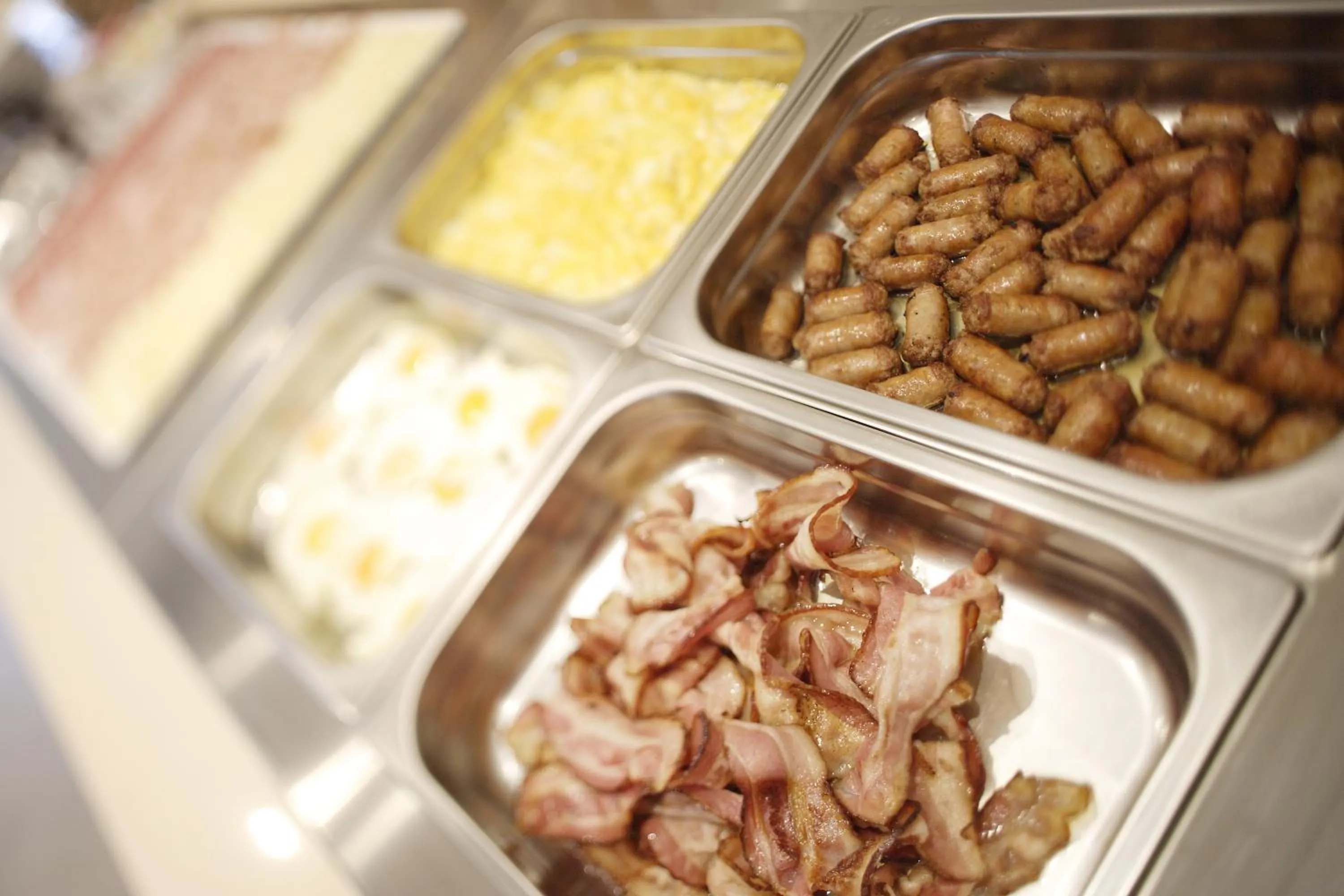 Food and drinks in Hotel Gardenia