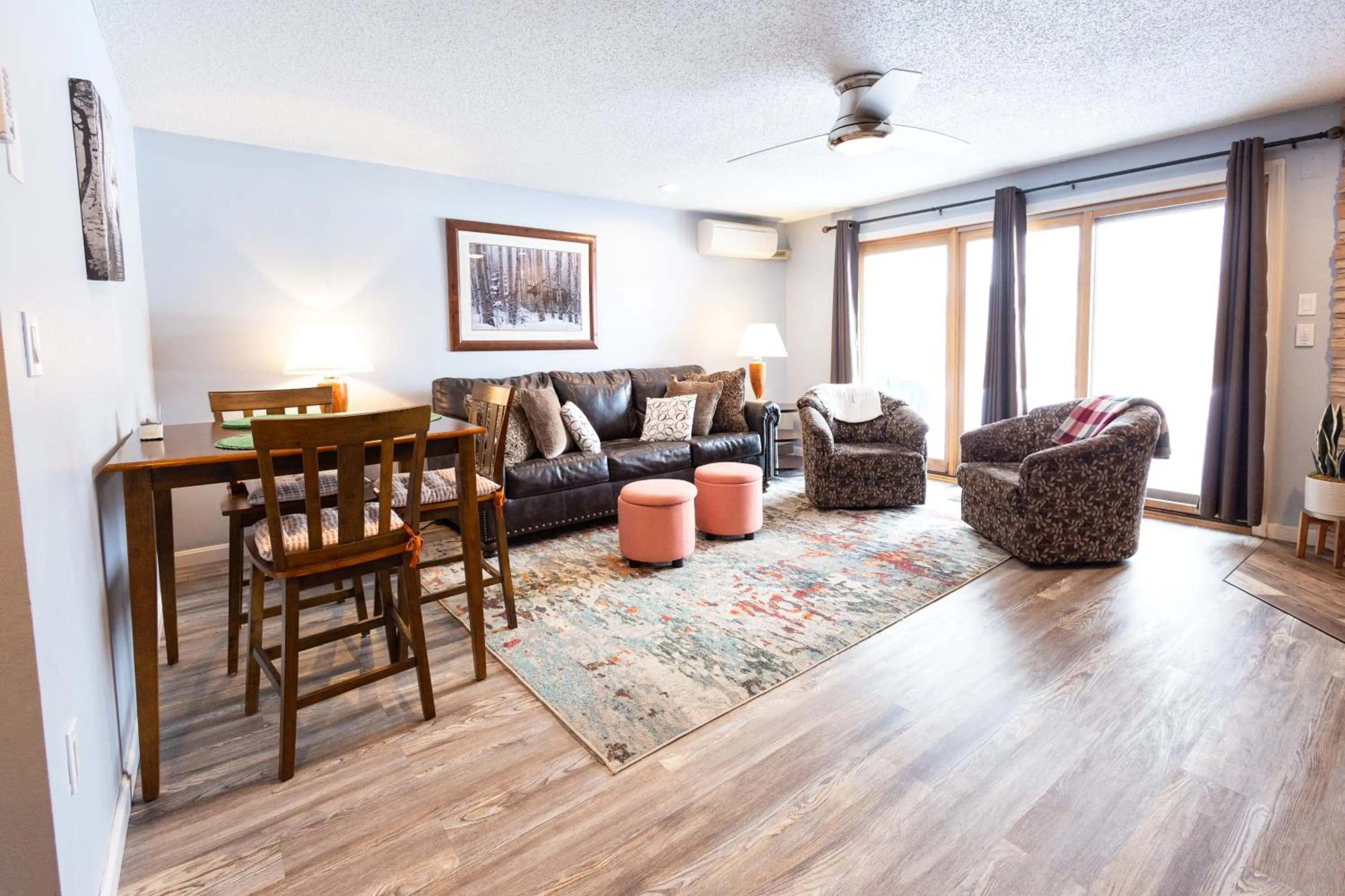 Living room in White Mountains Getaway with amazing views!