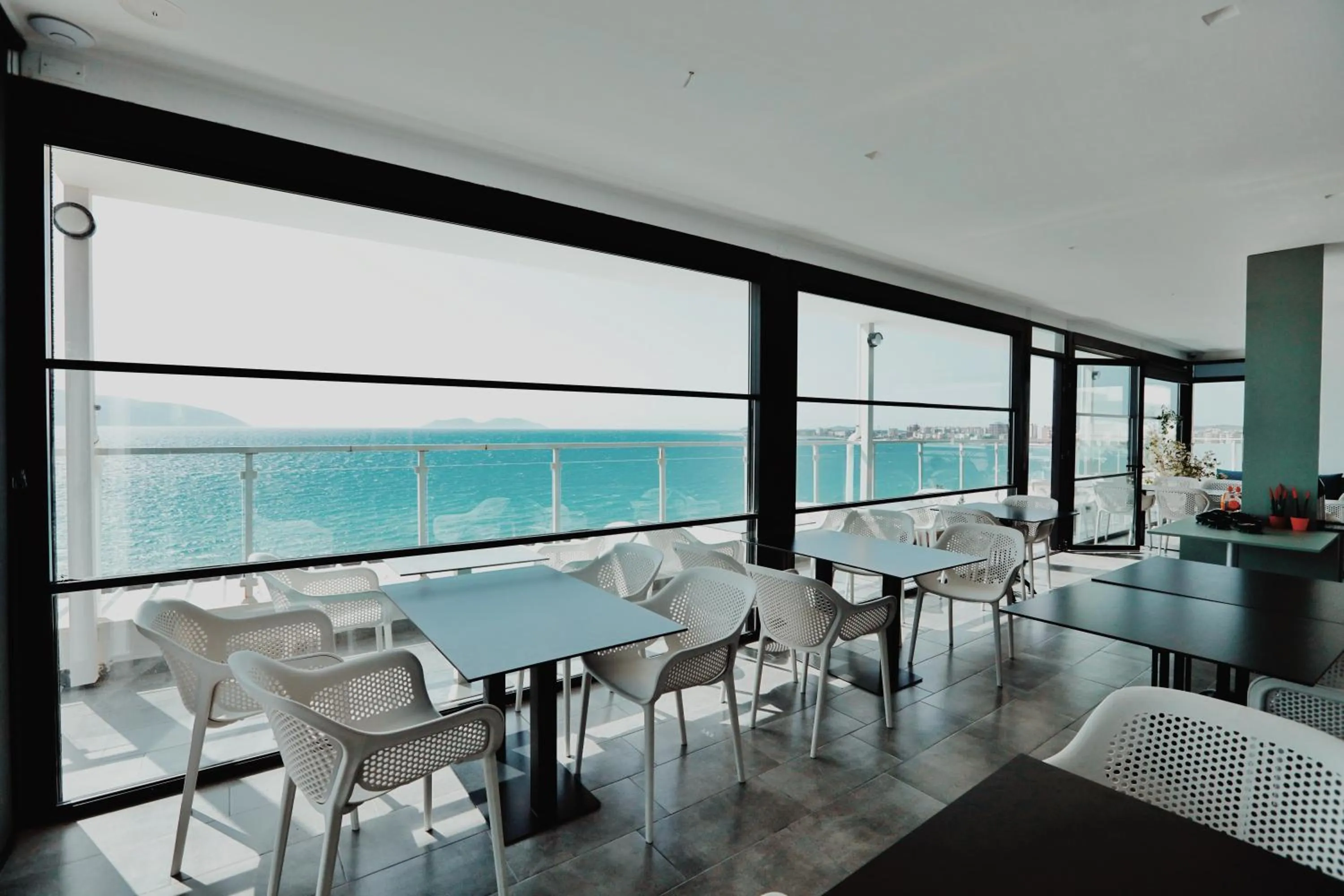 Breakfast in Grand Mirage