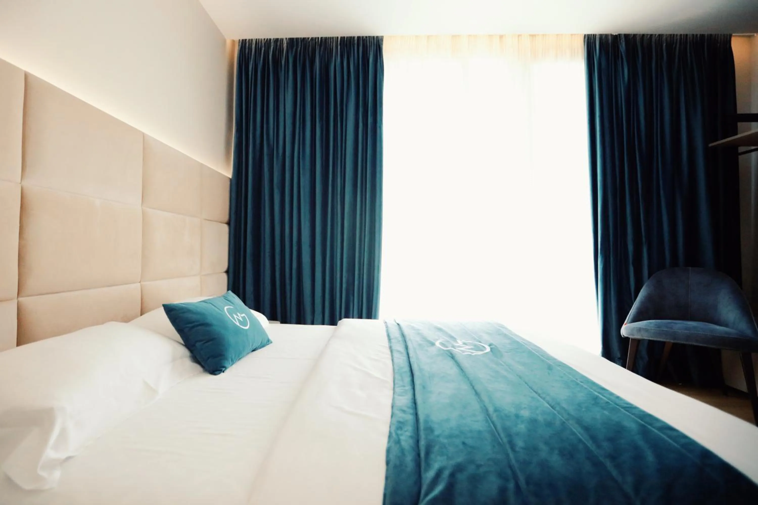 Bedroom, Bed in Grand Mirage