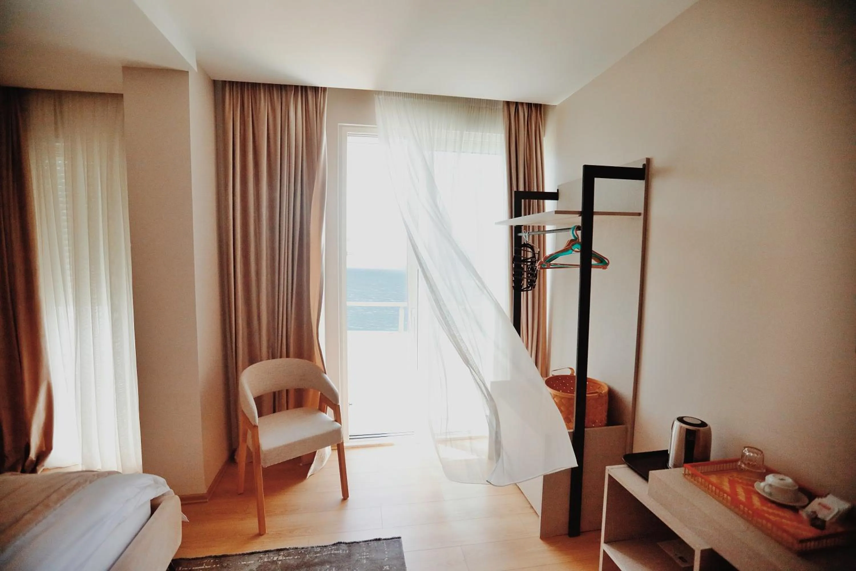 Bedroom, Bed in Grand Mirage