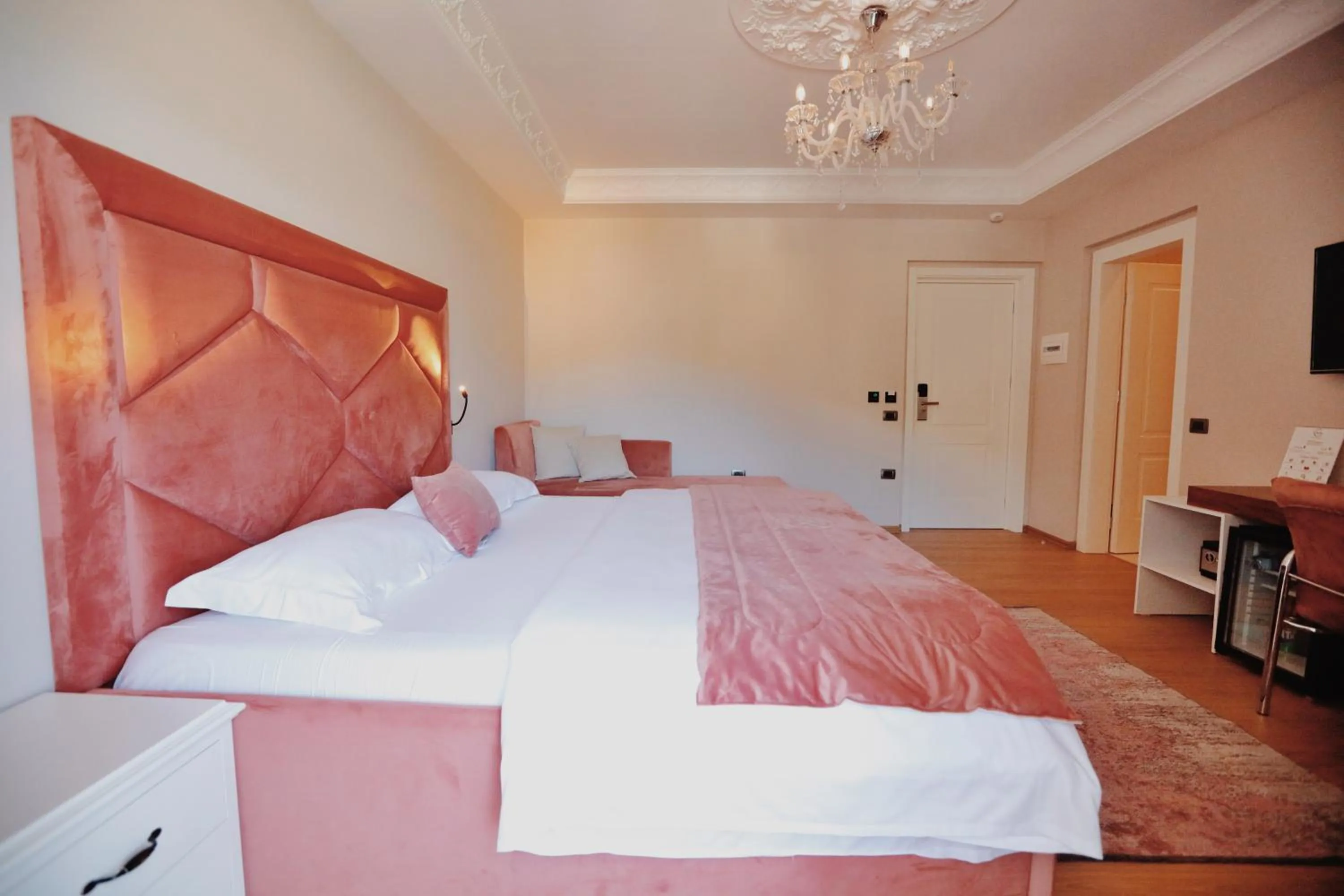 TV and multimedia, Bed in Grand Mirage