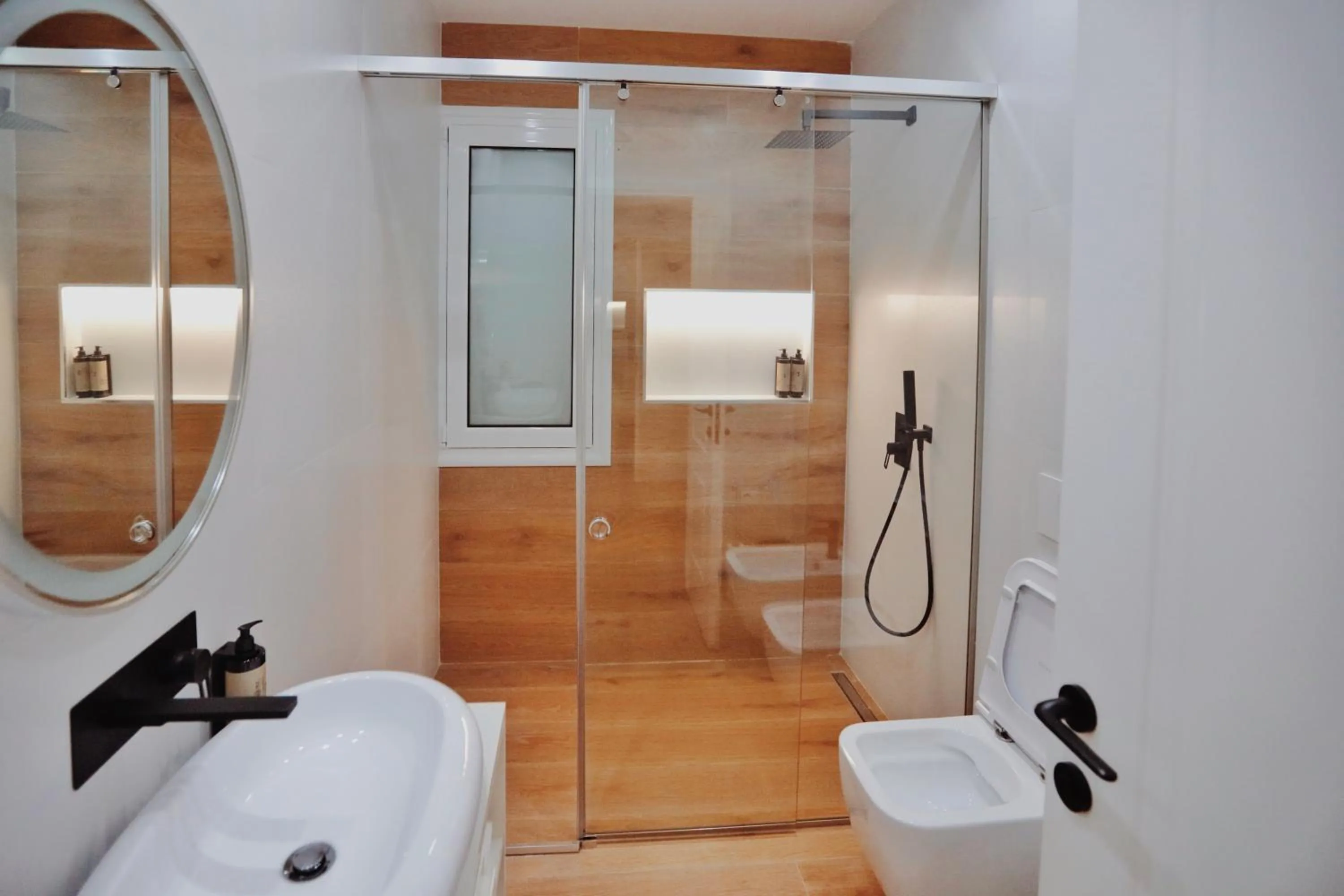 Toilet in Grand Mirage