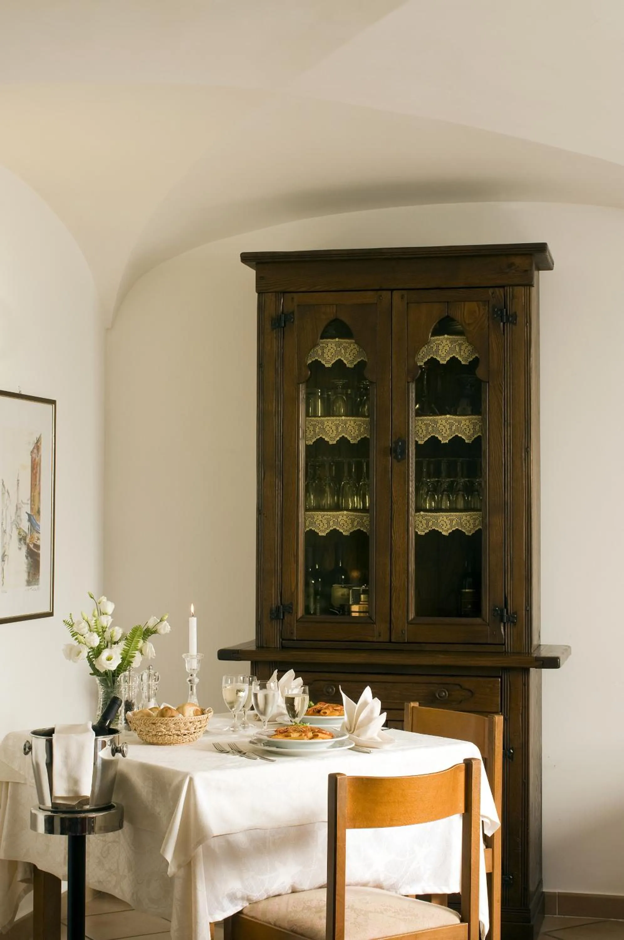 Restaurant/places to eat in Hotel Villa Angelica