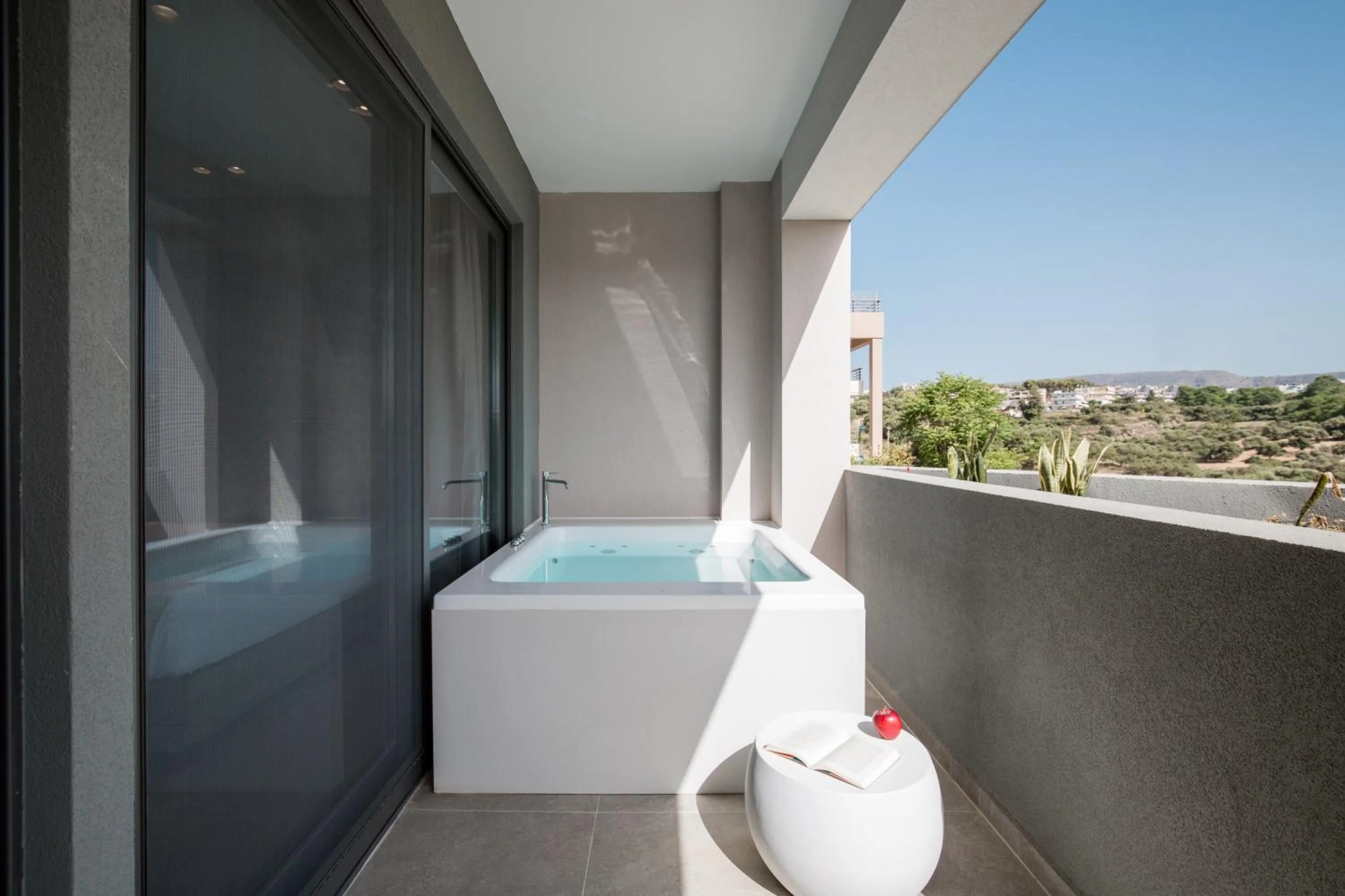 Hot Tub in Noemie Luxury Suites