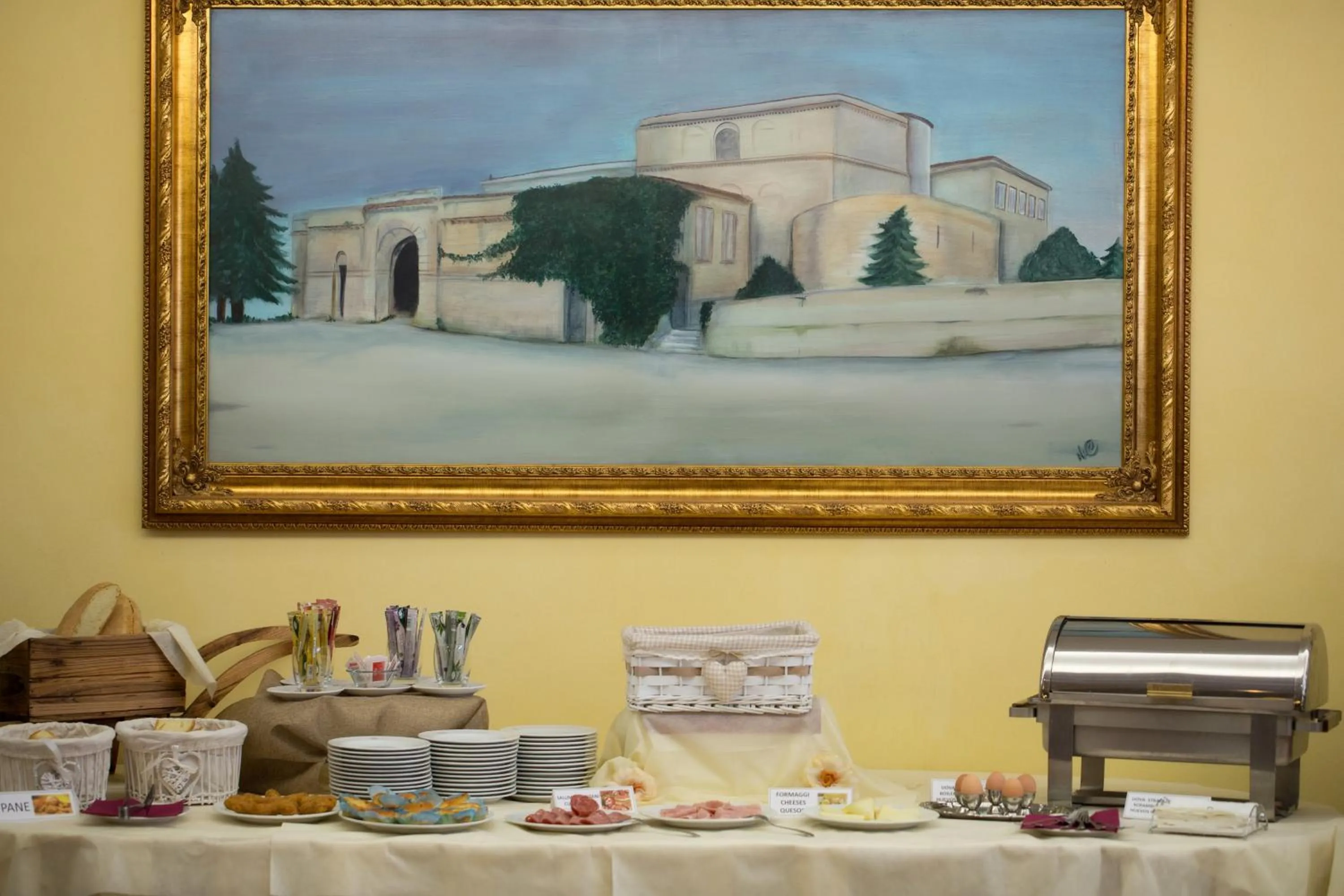 Buffet breakfast in Grand Hotel Osman