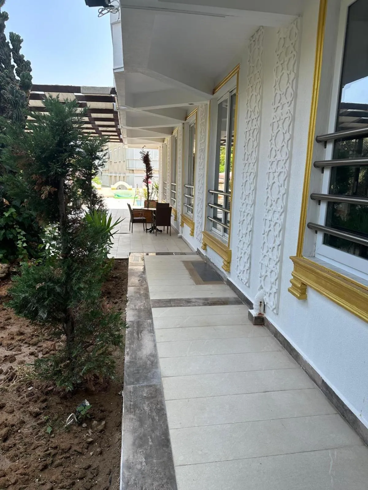 Garden in DIONISUS LARA