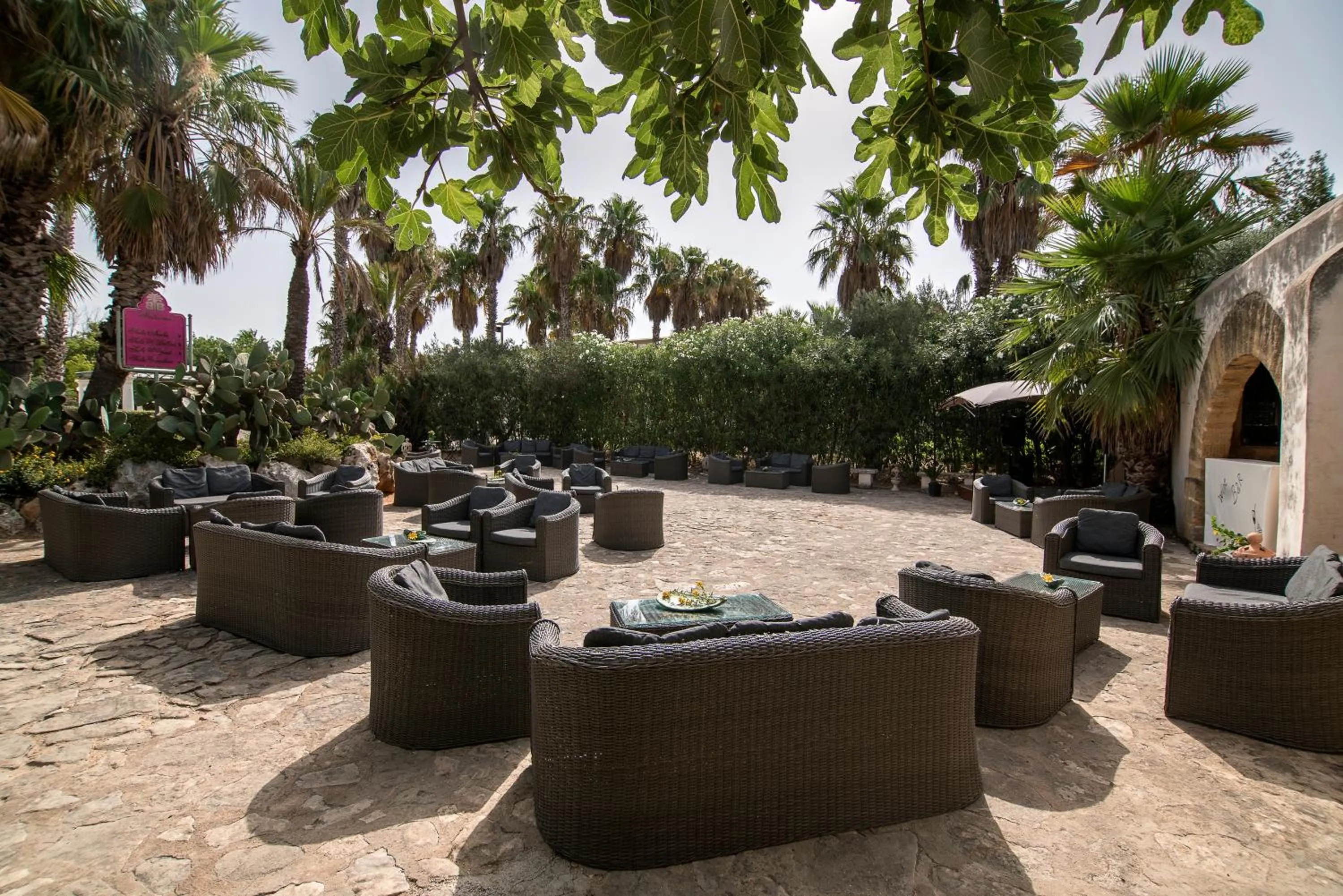 Garden view in Hotel Baglio Basile