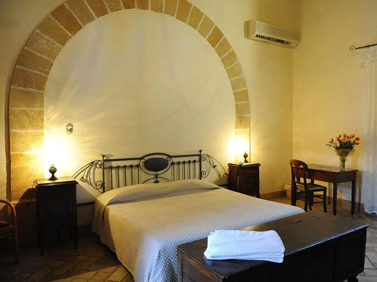 Bed in Hotel Baglio Basile