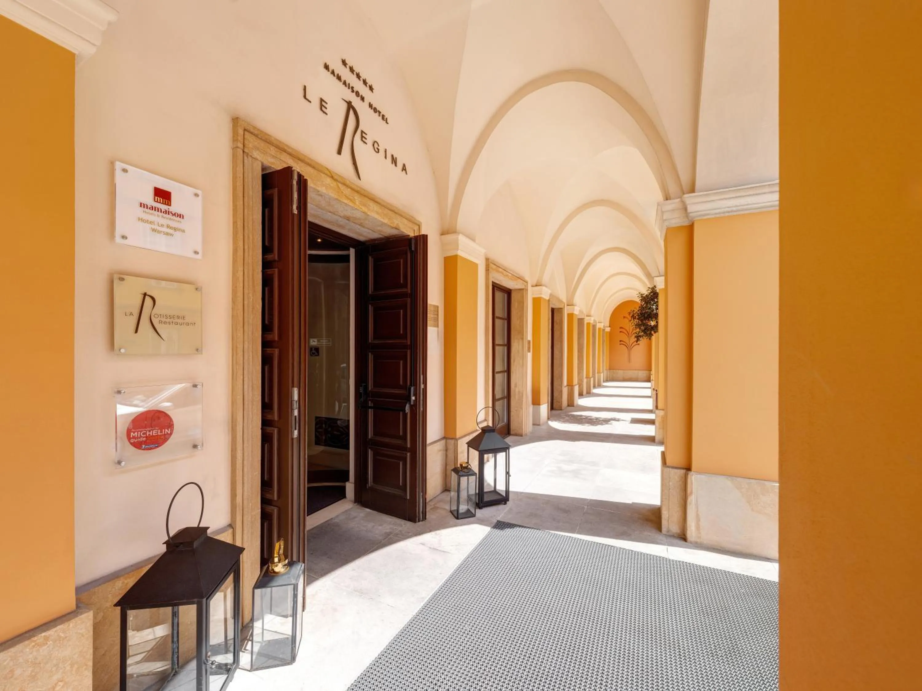 Property building in Mamaison Le Regina Boutique Hotel