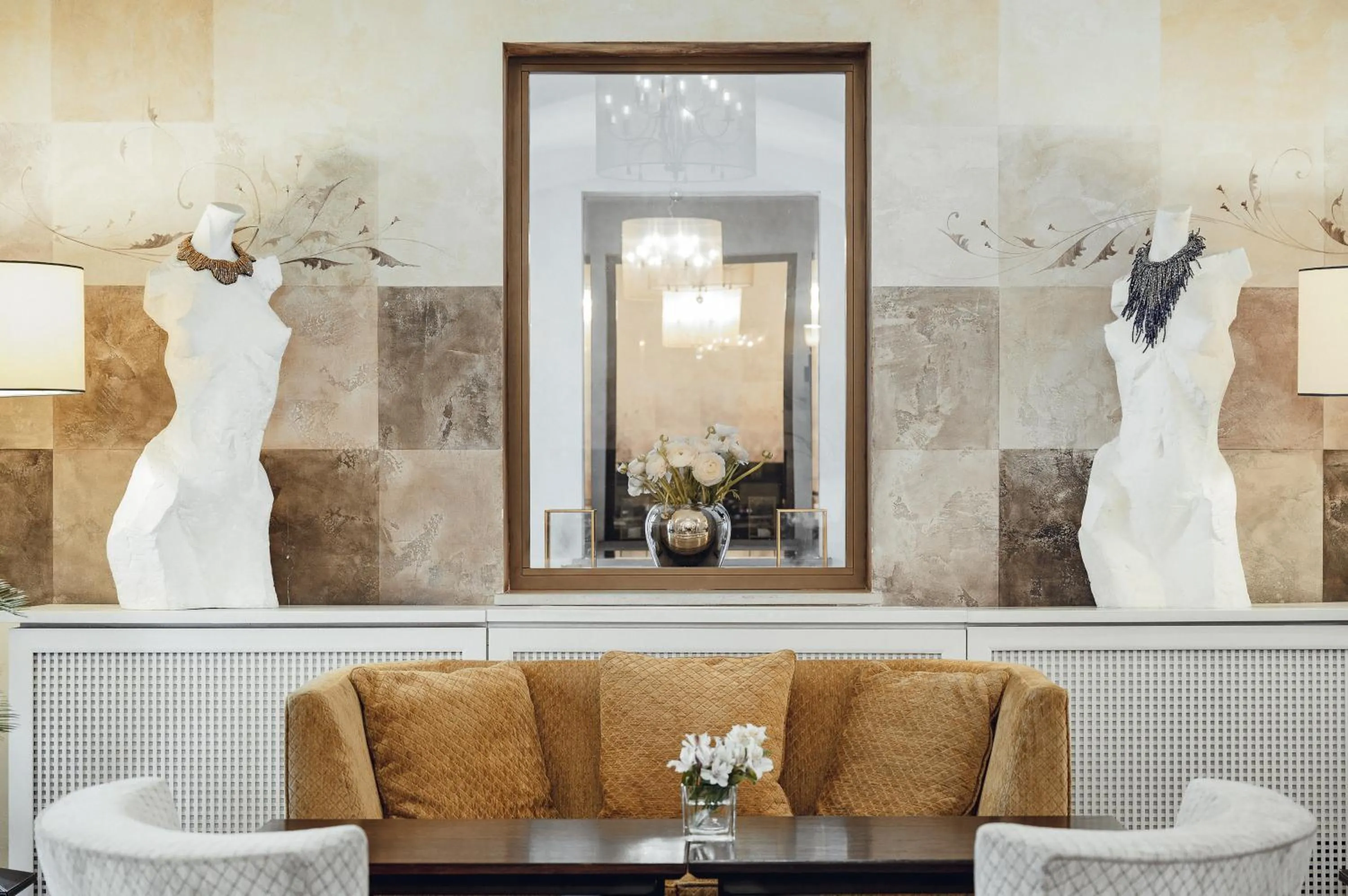 Lobby or reception in Mamaison Le Regina Boutique Hotel