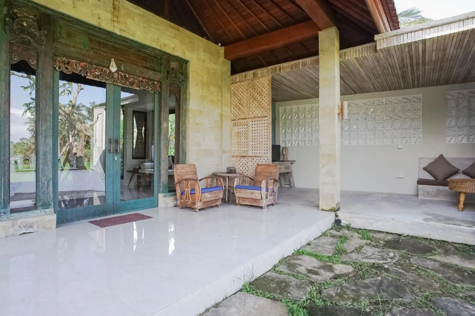 Garden view in Nayaka Living Ubud