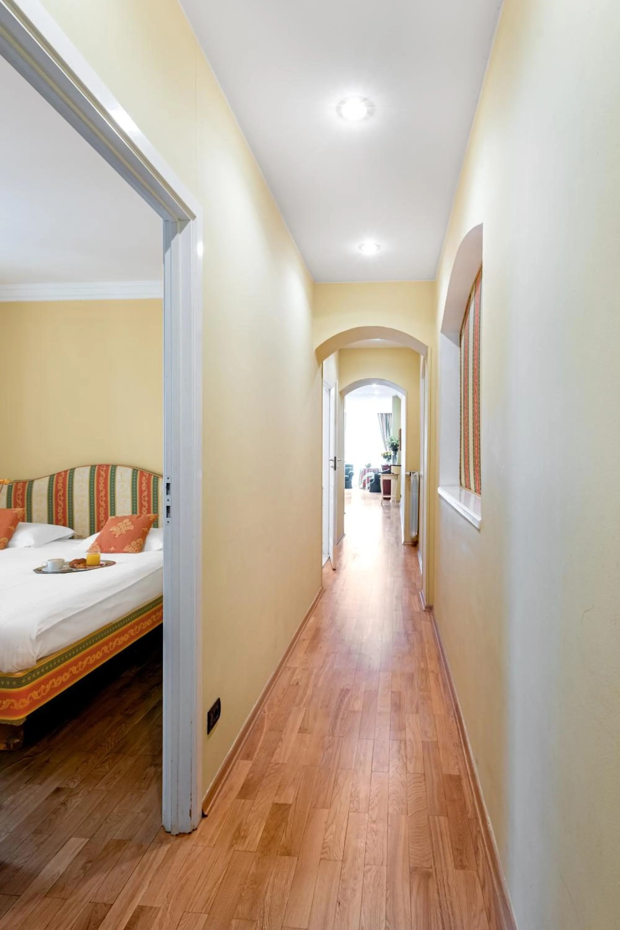 Bed in Residence St. Andrew's Palace