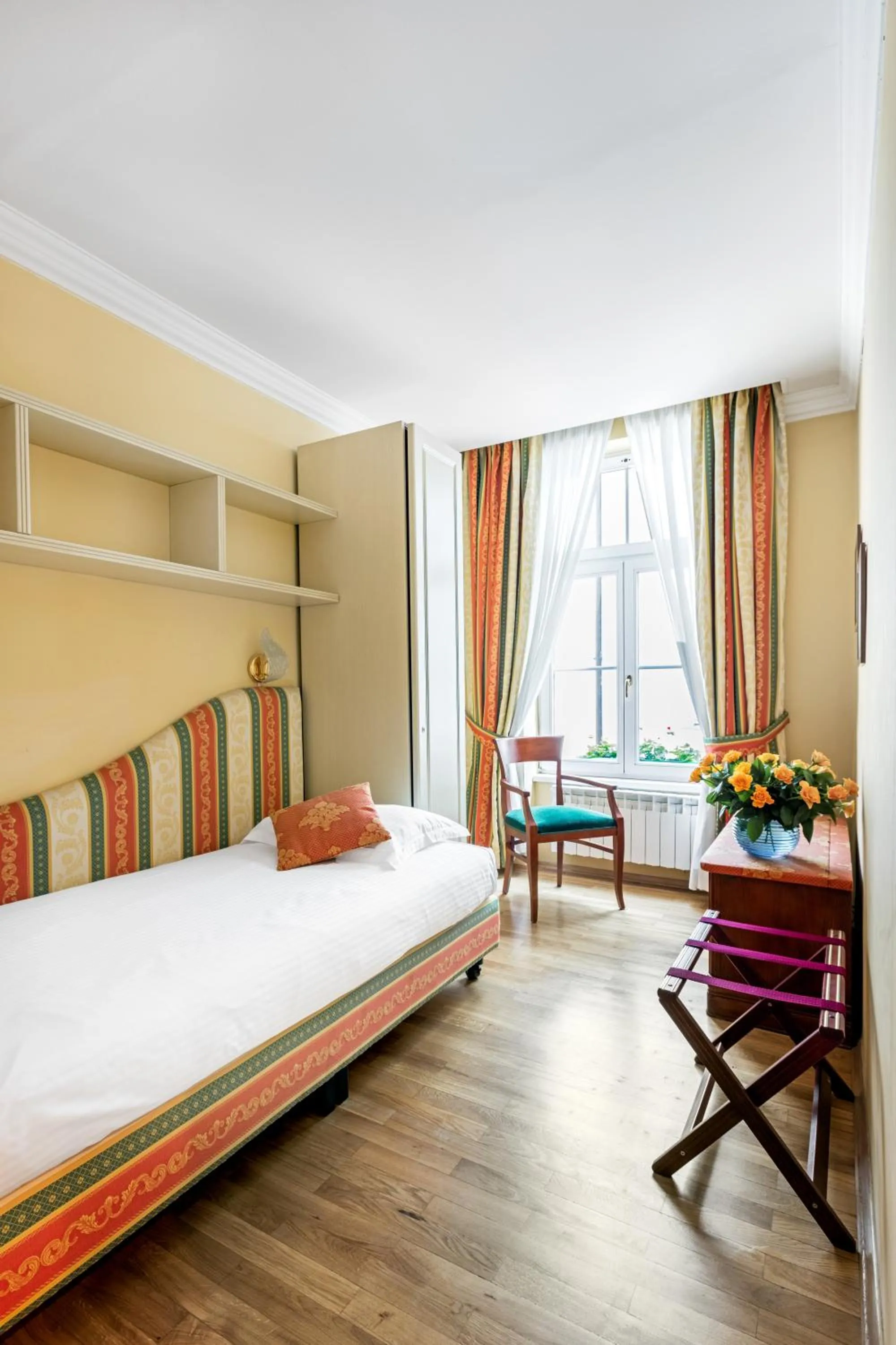 Bed in Residence St. Andrew's Palace