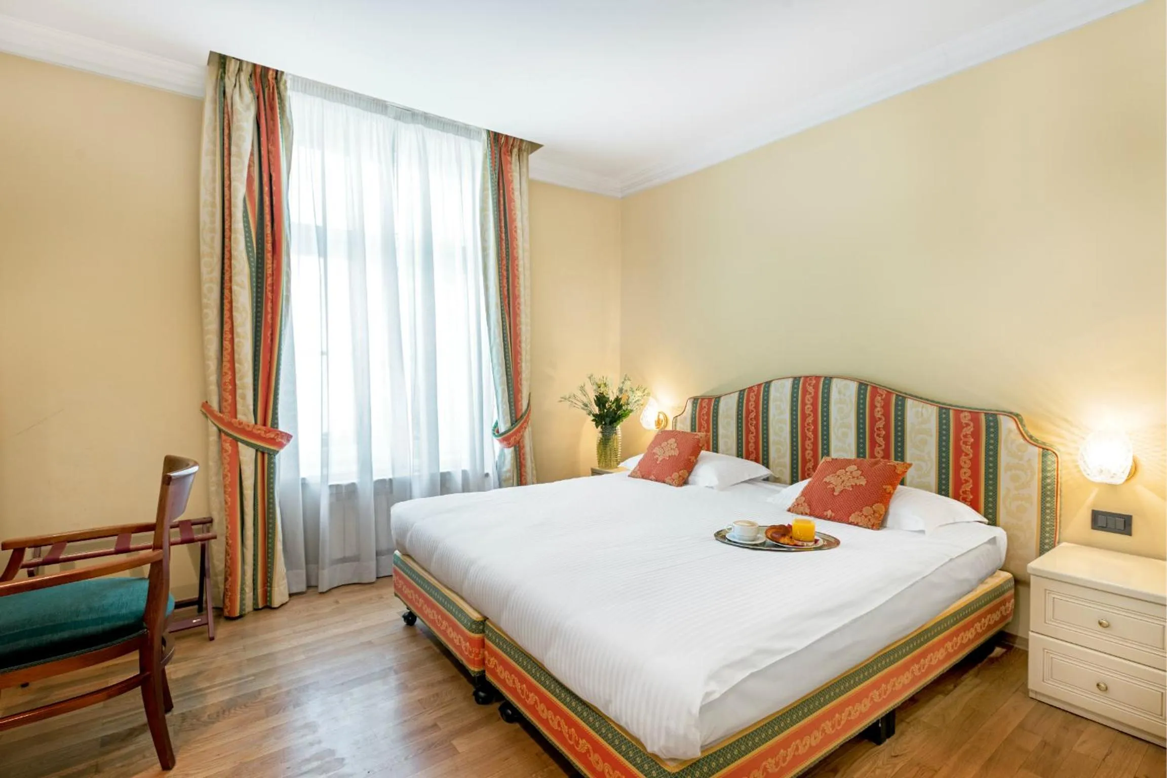 Bed in Residence St. Andrew's Palace