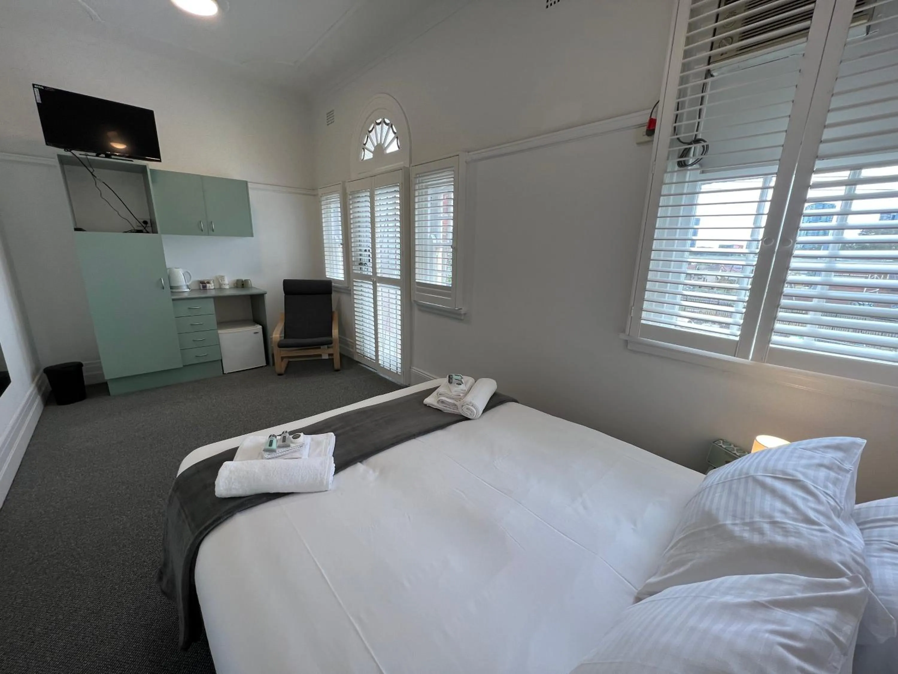 Bed in Hotel Concord