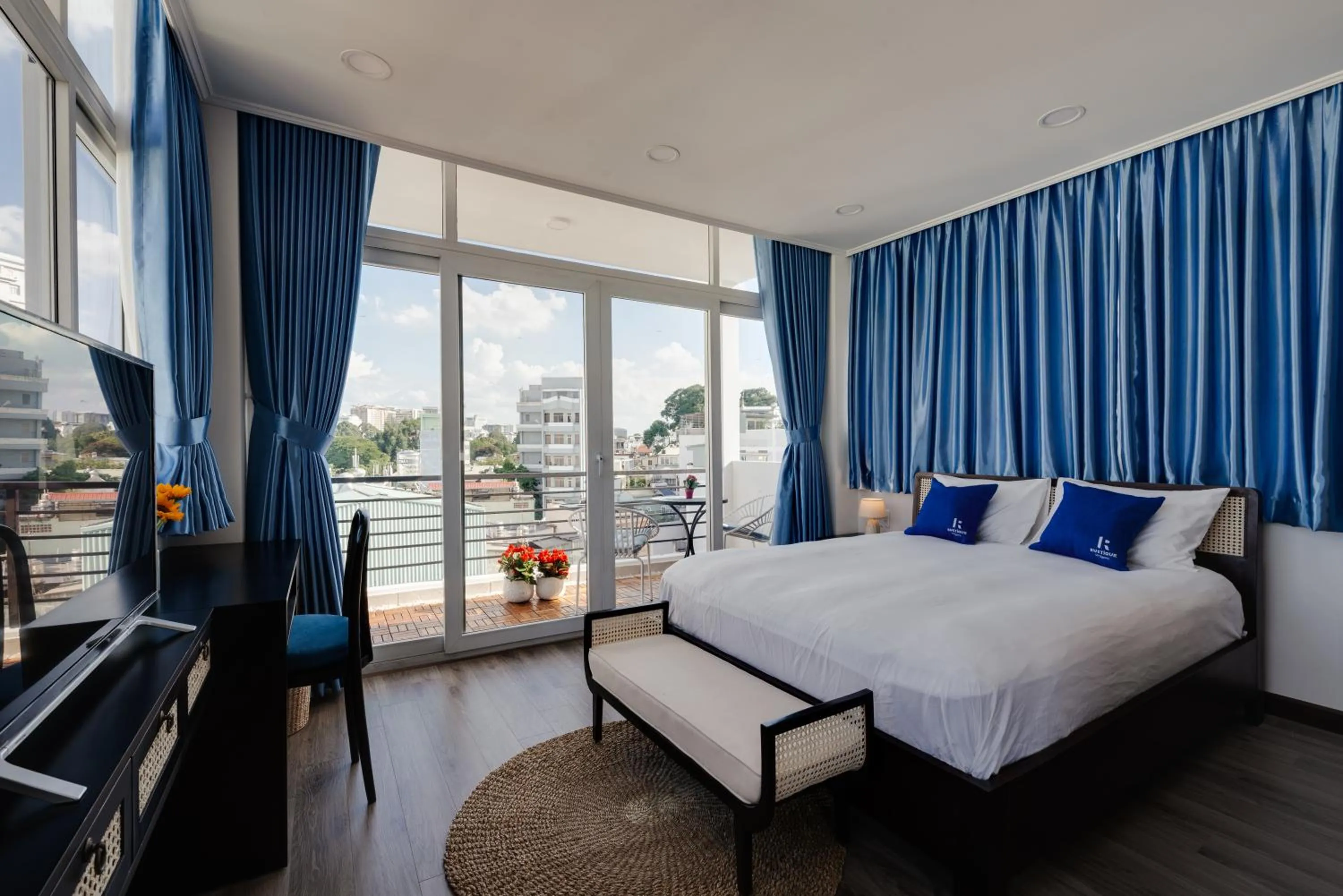 Photo of the whole room, Bed in Rustique Maison