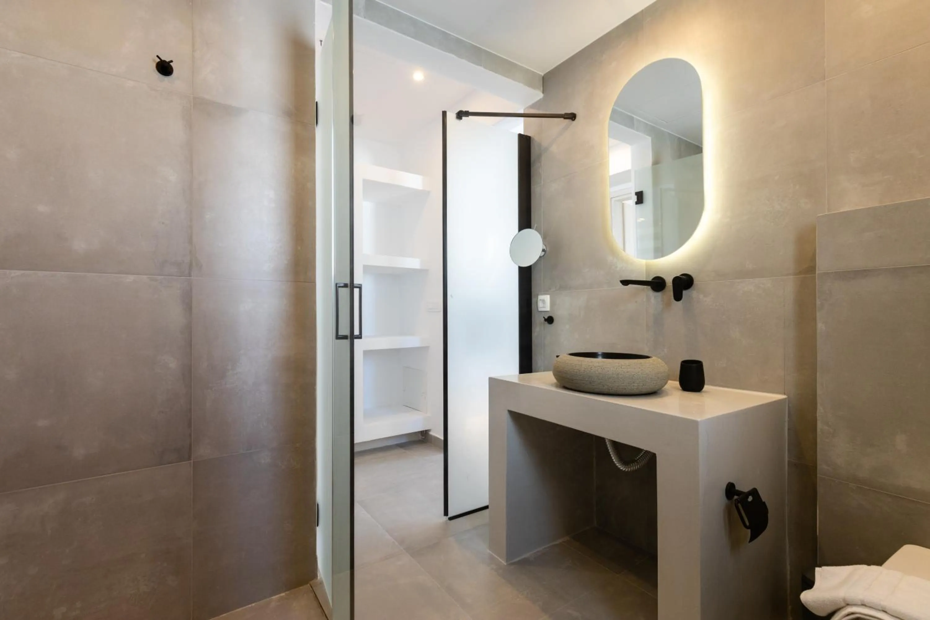 Toilet in SERAPIAS SUITES