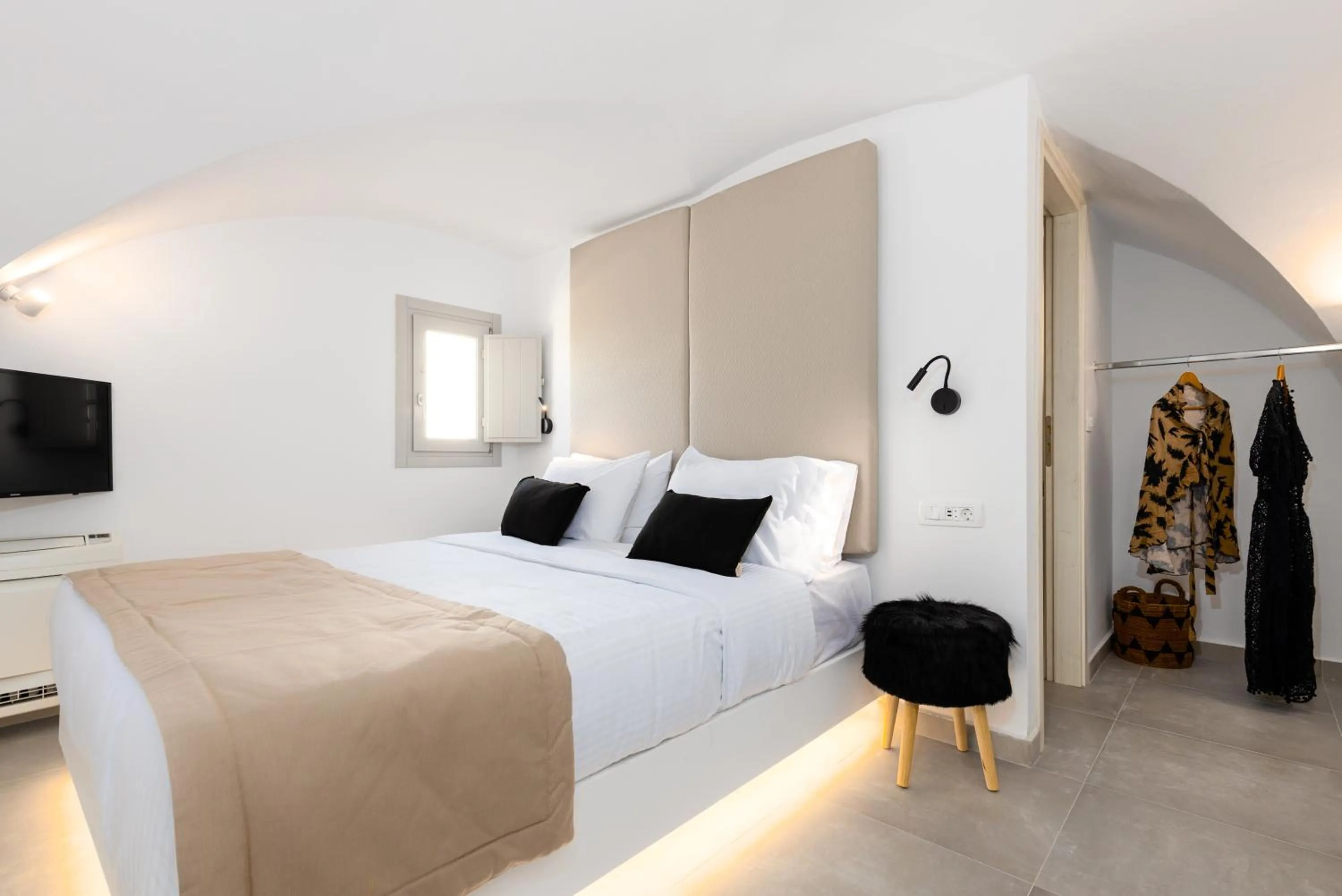 Bed in SERAPIAS SUITES