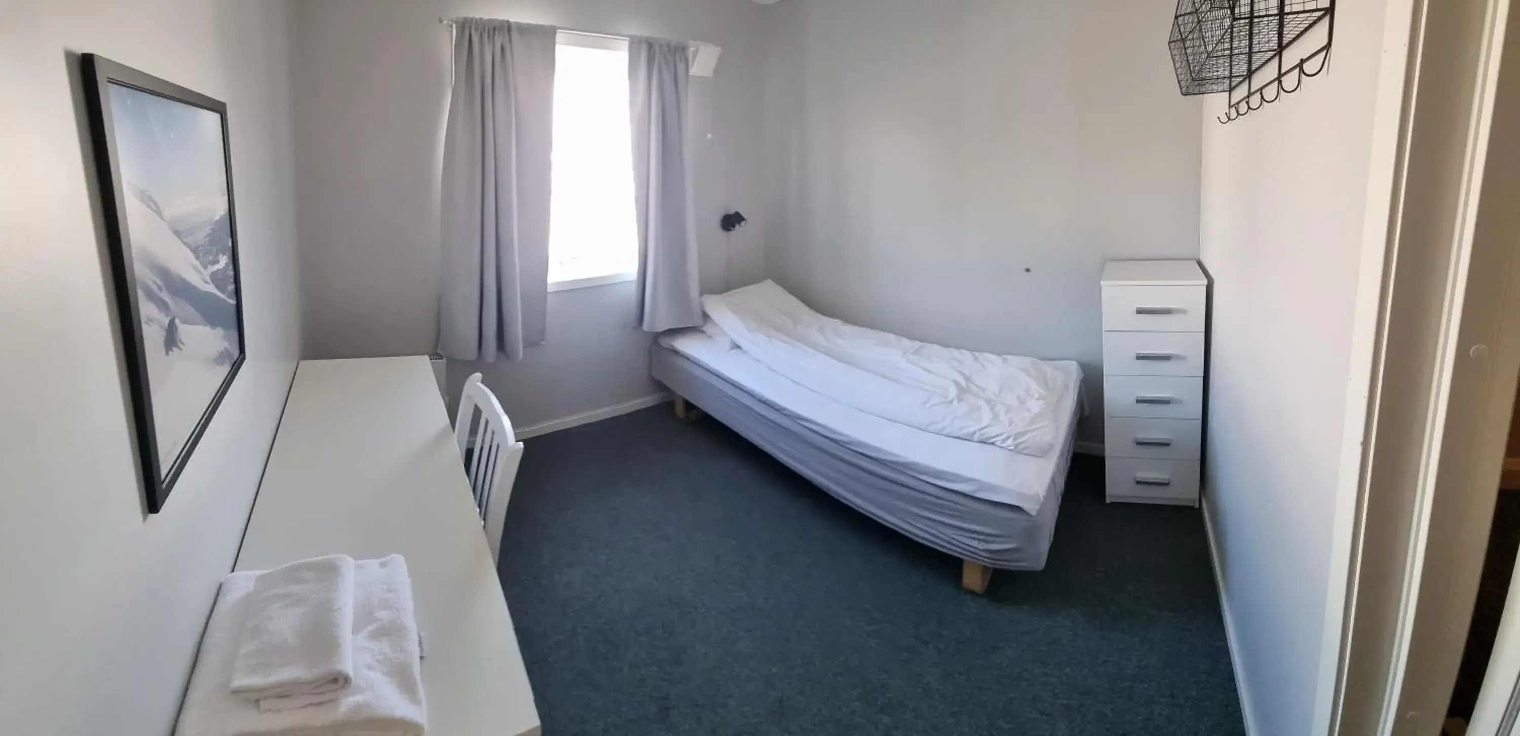 Single Room with Park View in Lofoten Overnatting - Leknes Single Room with Park View in Lofoten Overnatting - Leknes