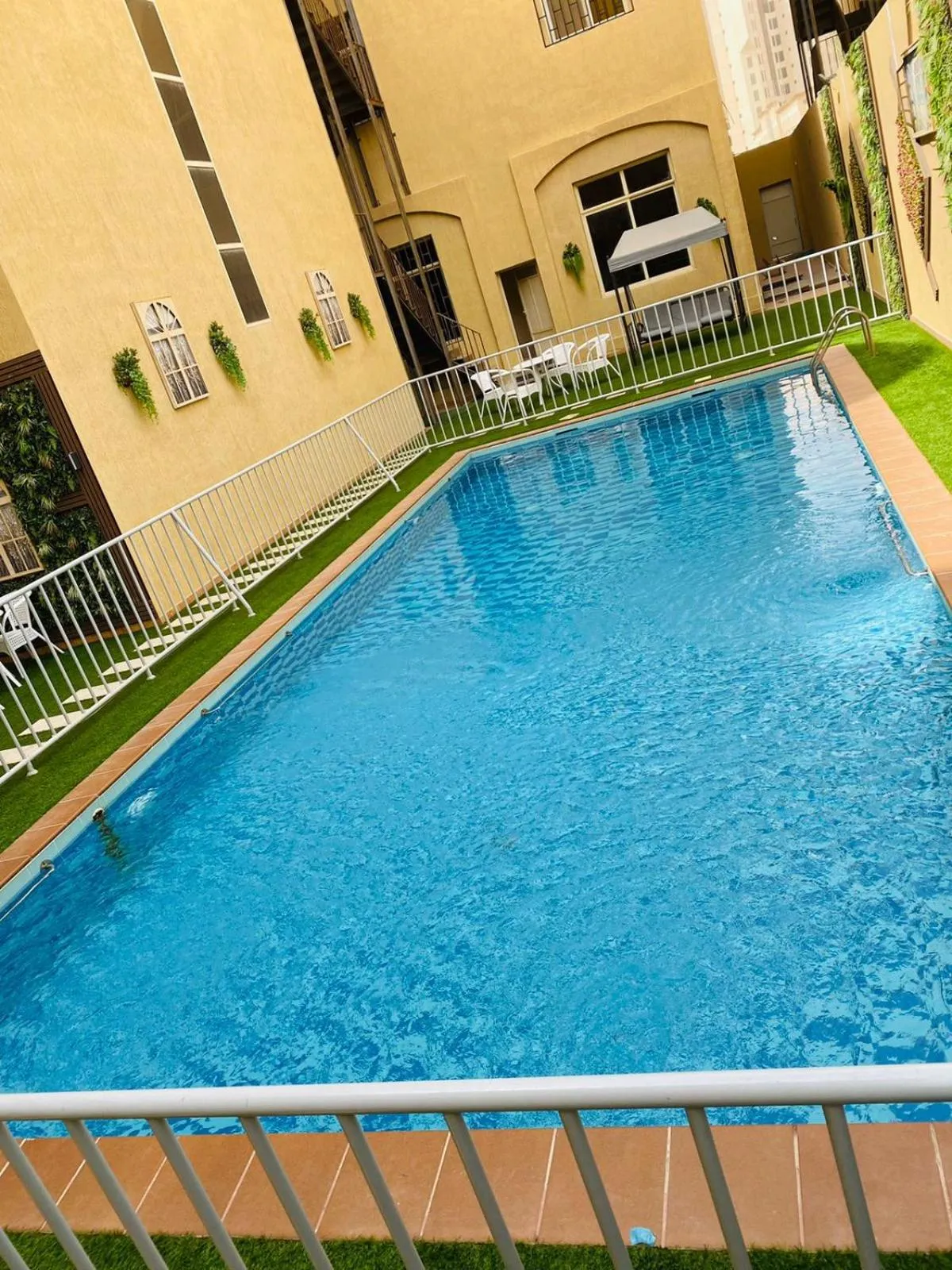 Swimming pool in شقق منازل سوات للشقق المخدومة