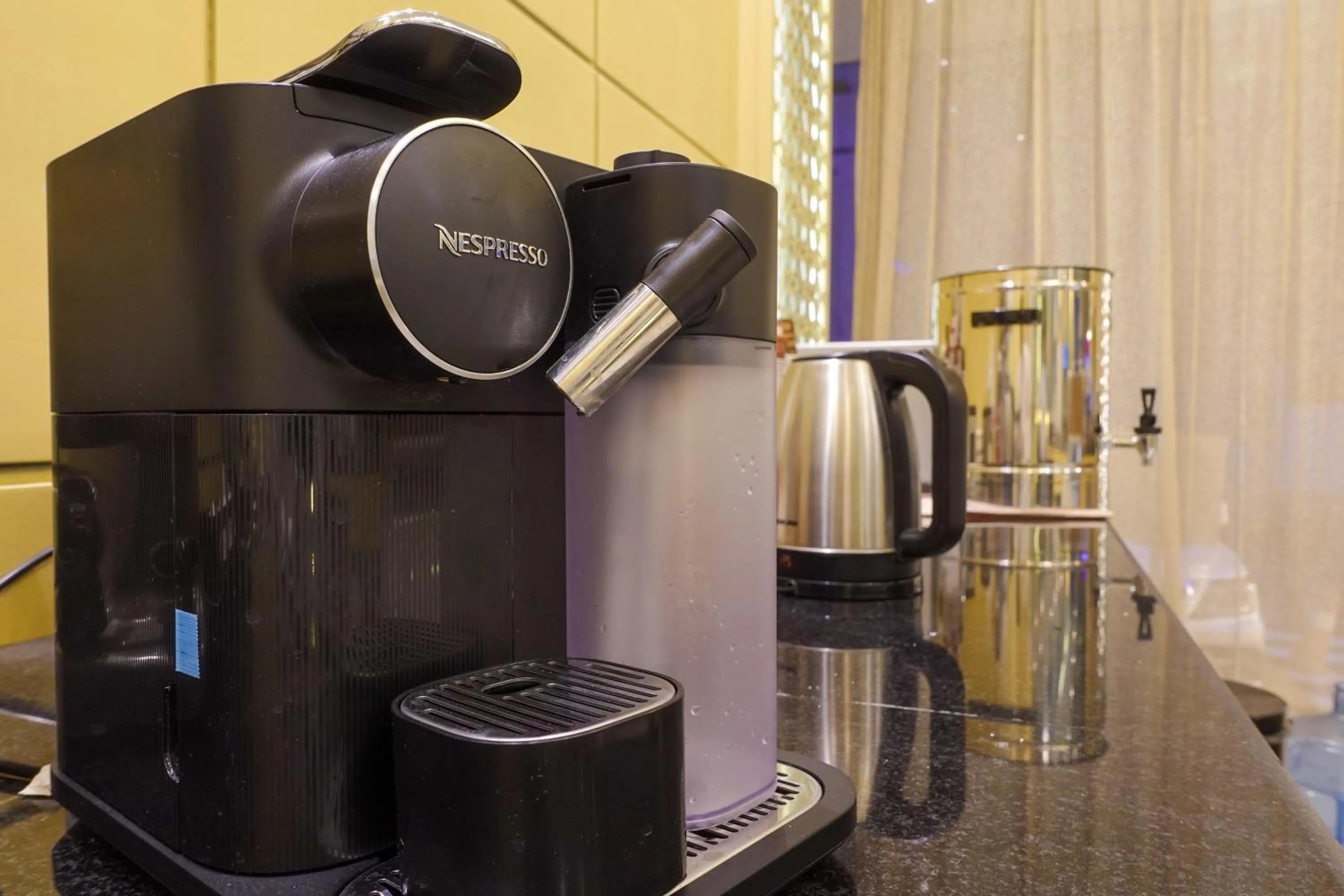 Drinks in شقق منازل سوات للشقق المخدومة