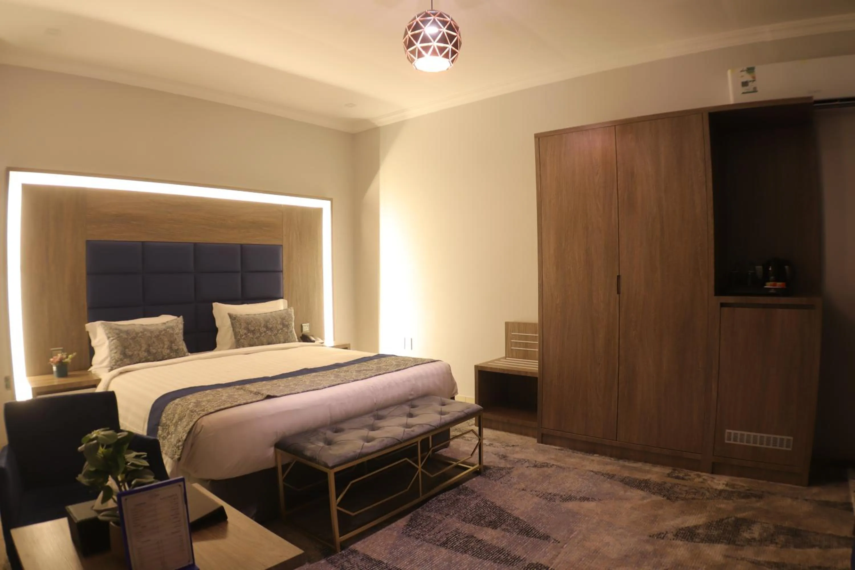 Bed in شقق منازل سوات للشقق المخدومة