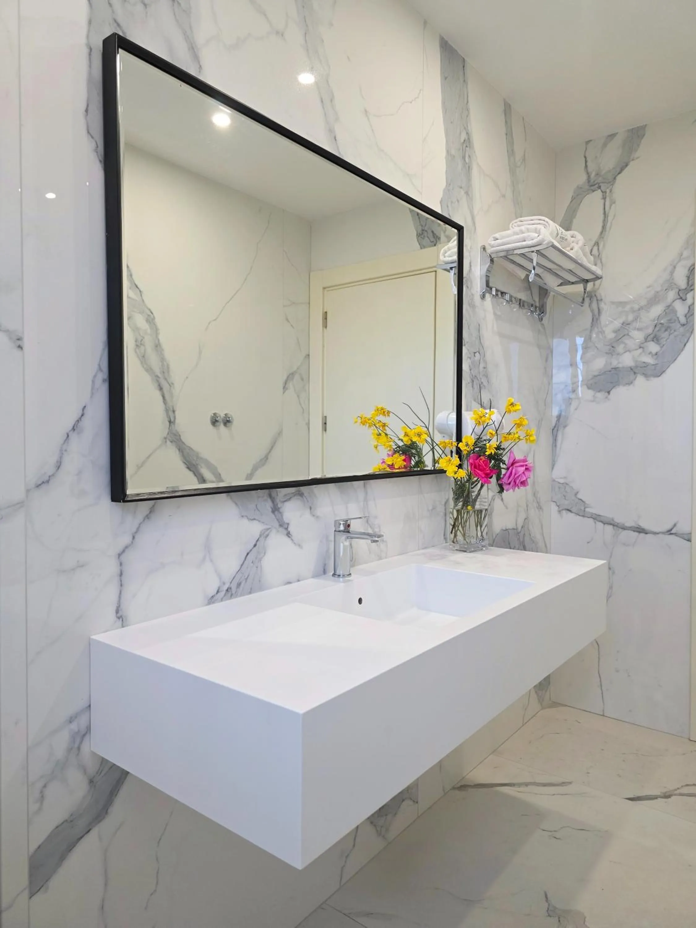 Bathroom in Valza Boutique Hotel