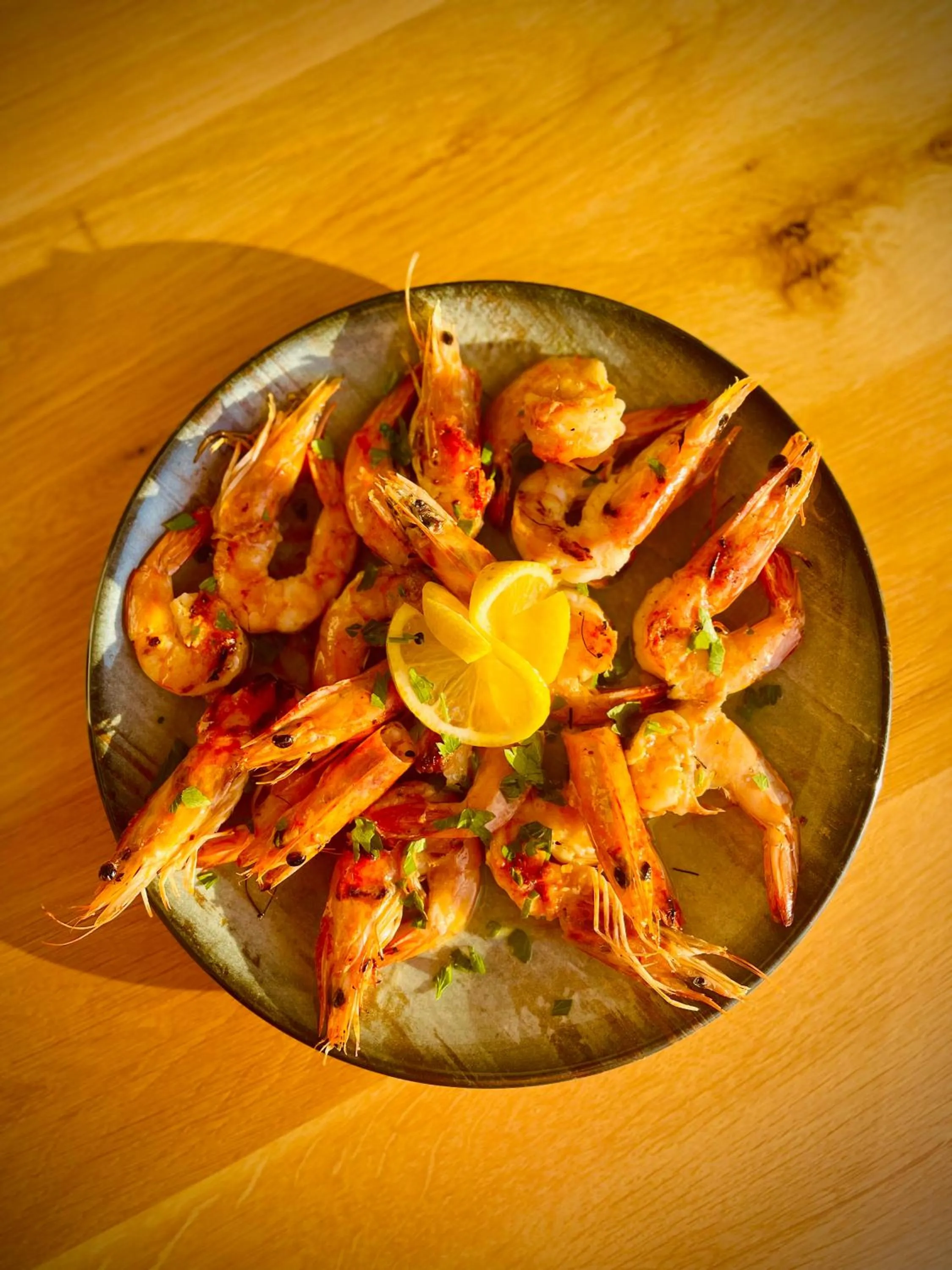 Restaurant/places to eat in Valza Boutique Hotel