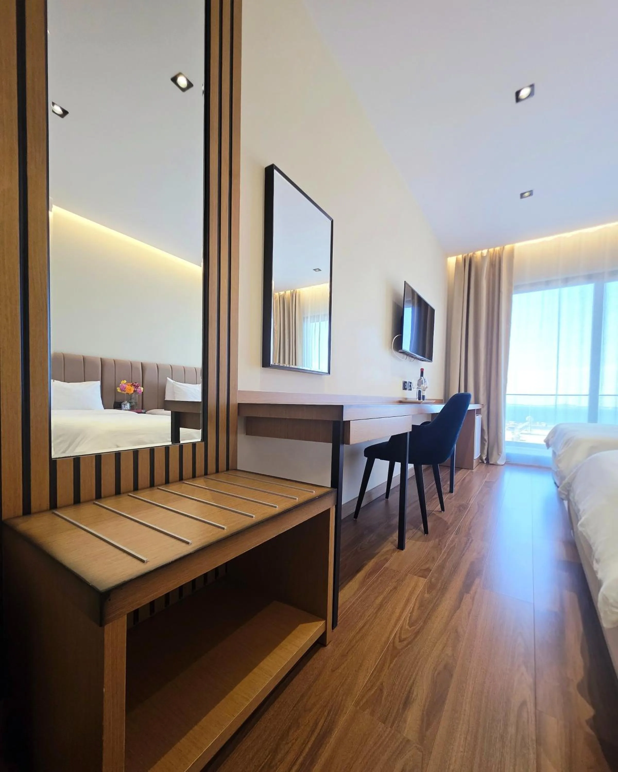 View (from property/room), Bed in Valza Boutique Hotel