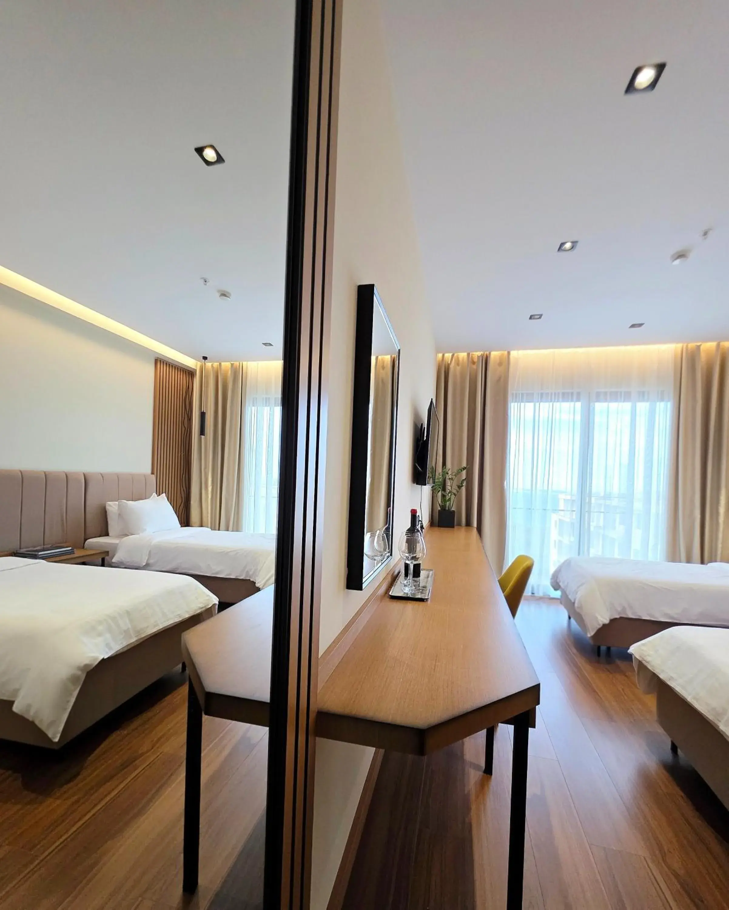 Deluxe Twin Room with Sea View in Valza Boutique Hotel Deluxe Twin Room with Sea View in Valza Boutique Hotel