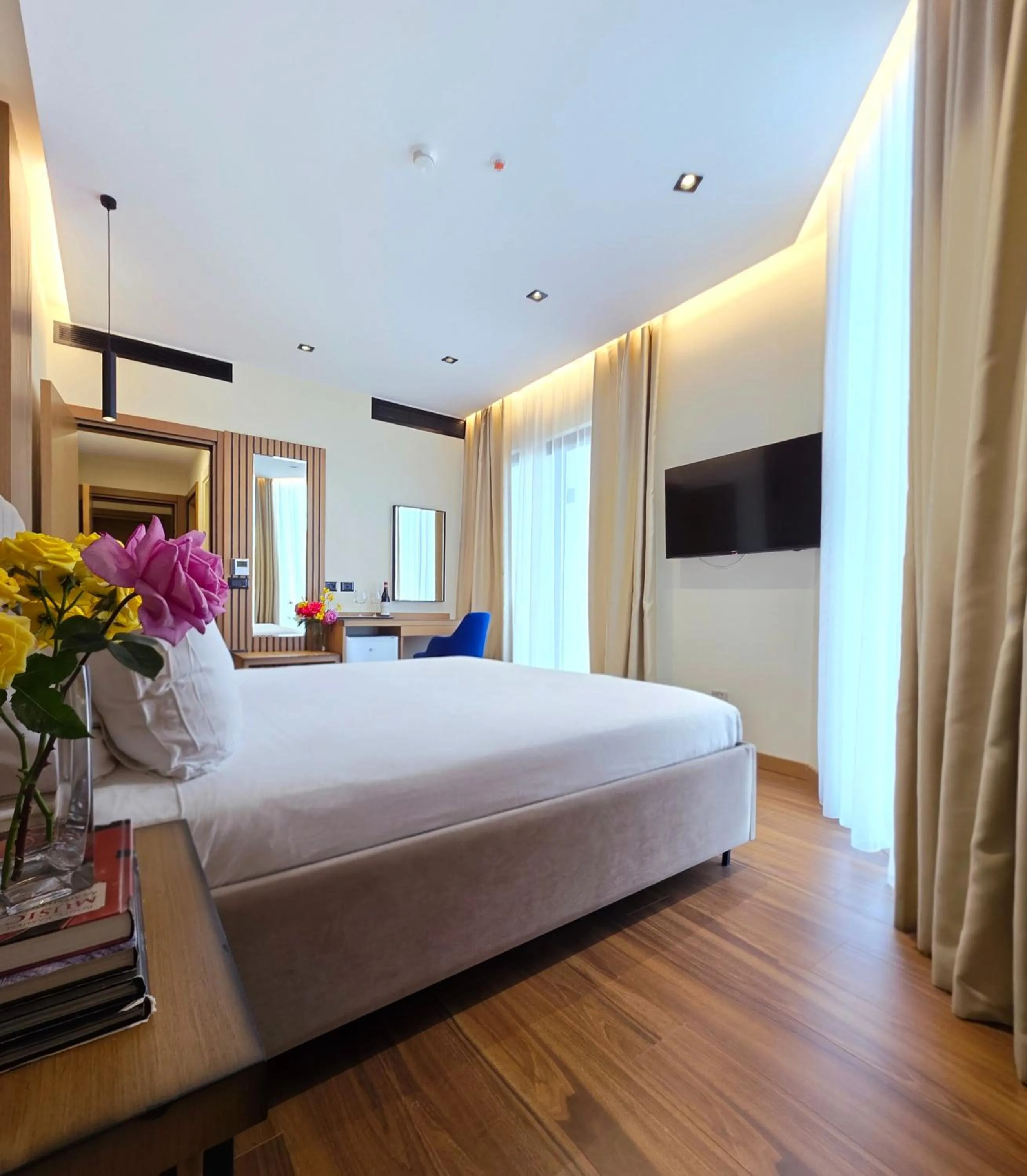 Bed in Valza Boutique Hotel