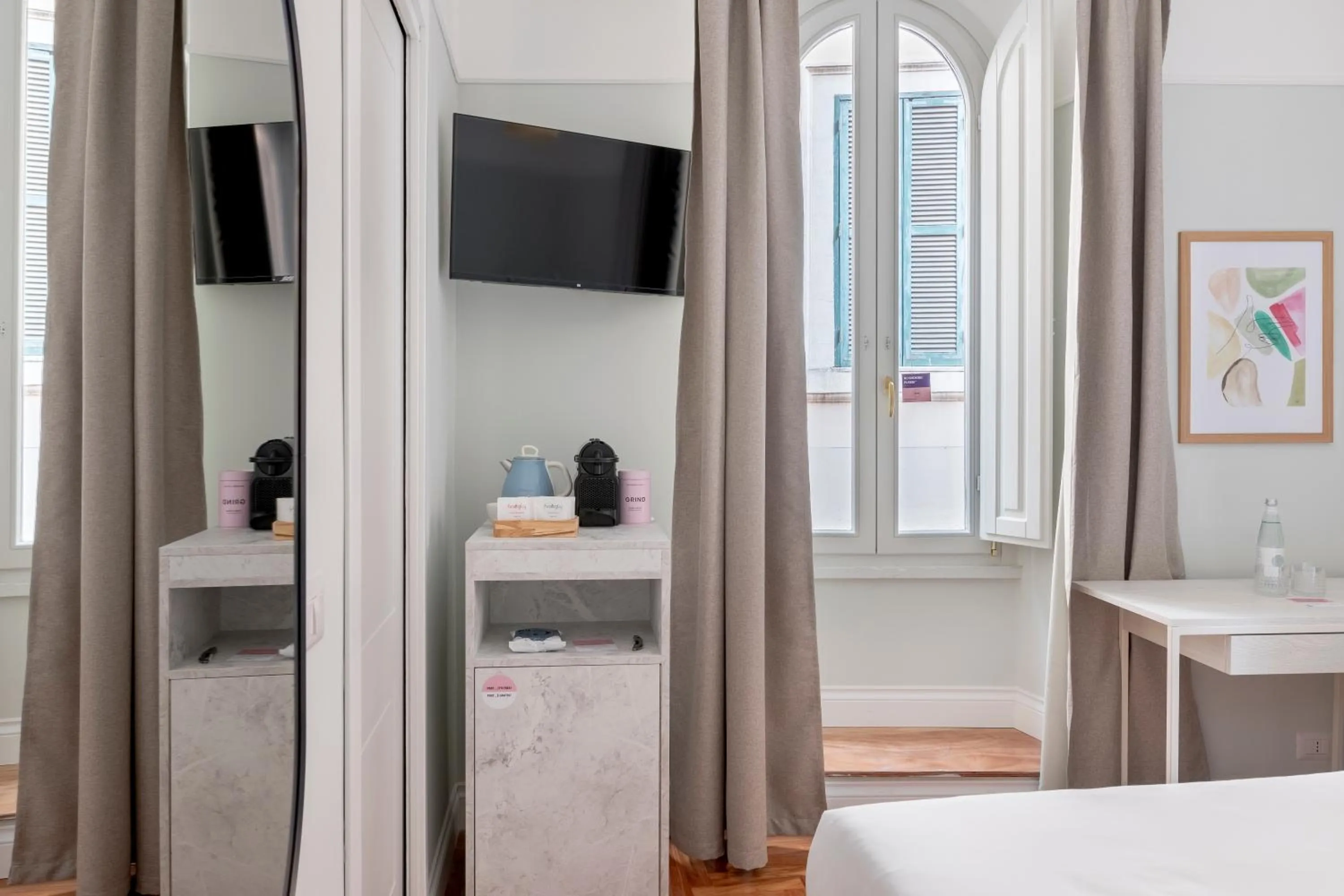 Bedroom, Bed in Numa Rome Portico