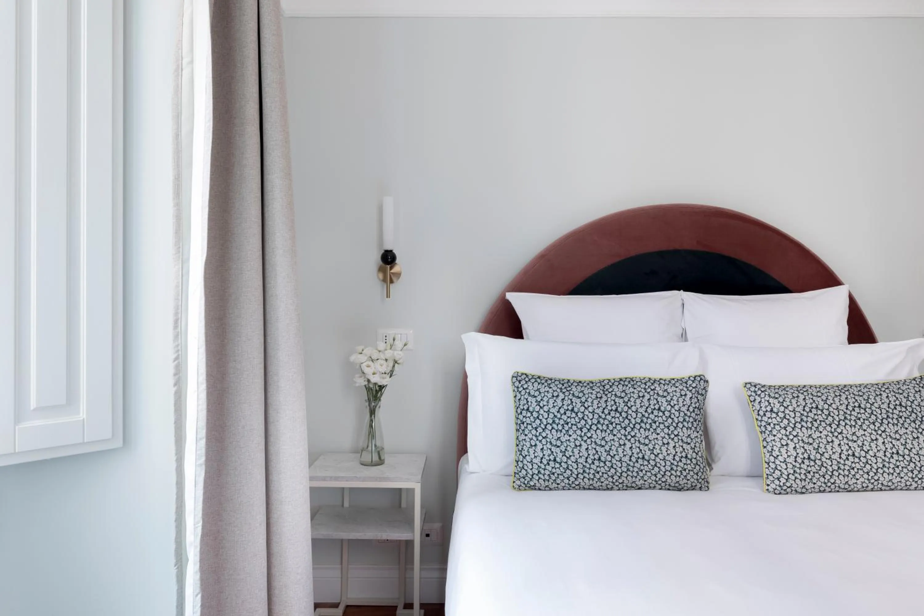 Bed in Numa Rome Portico