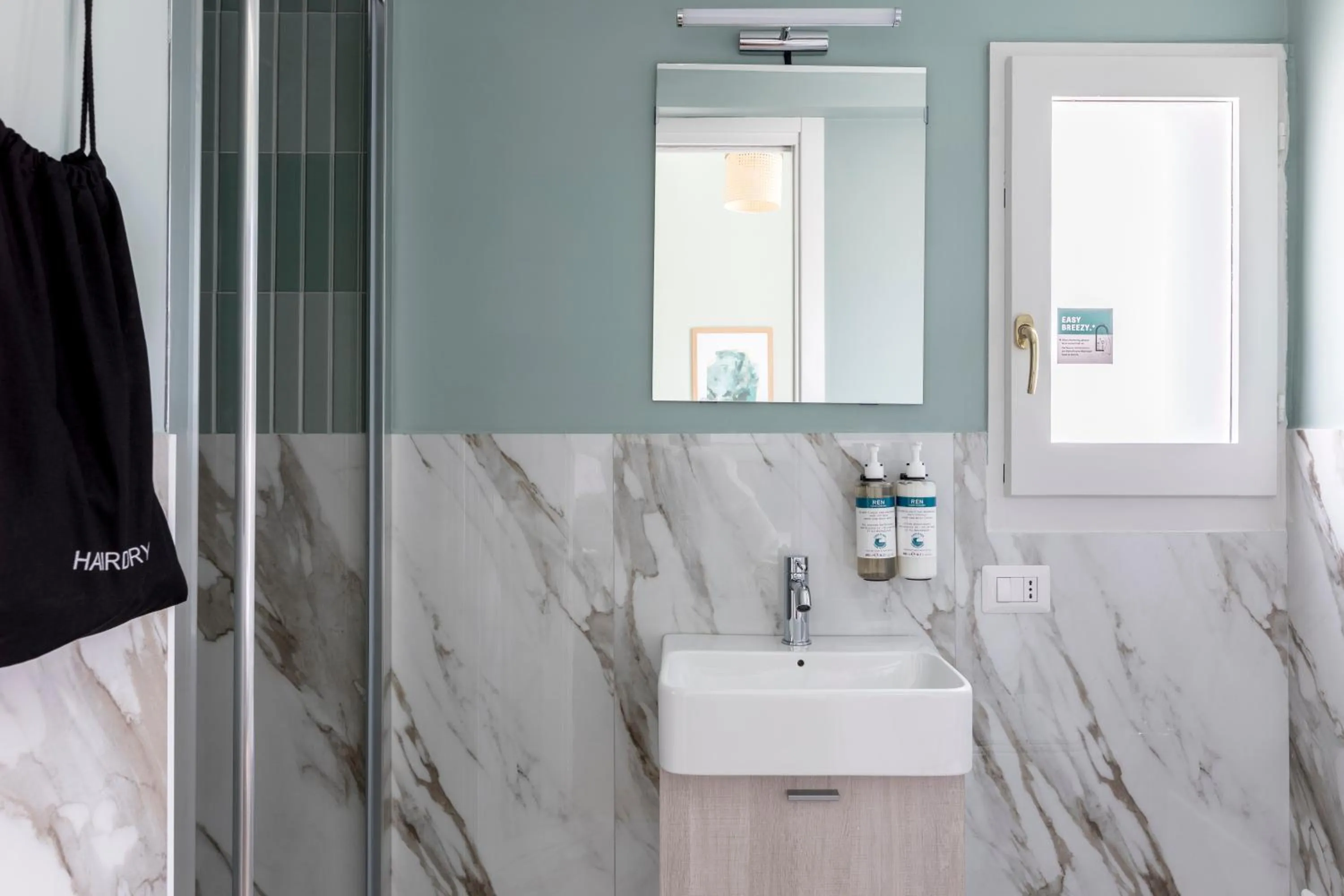 Bathroom in Numa Rome Portico