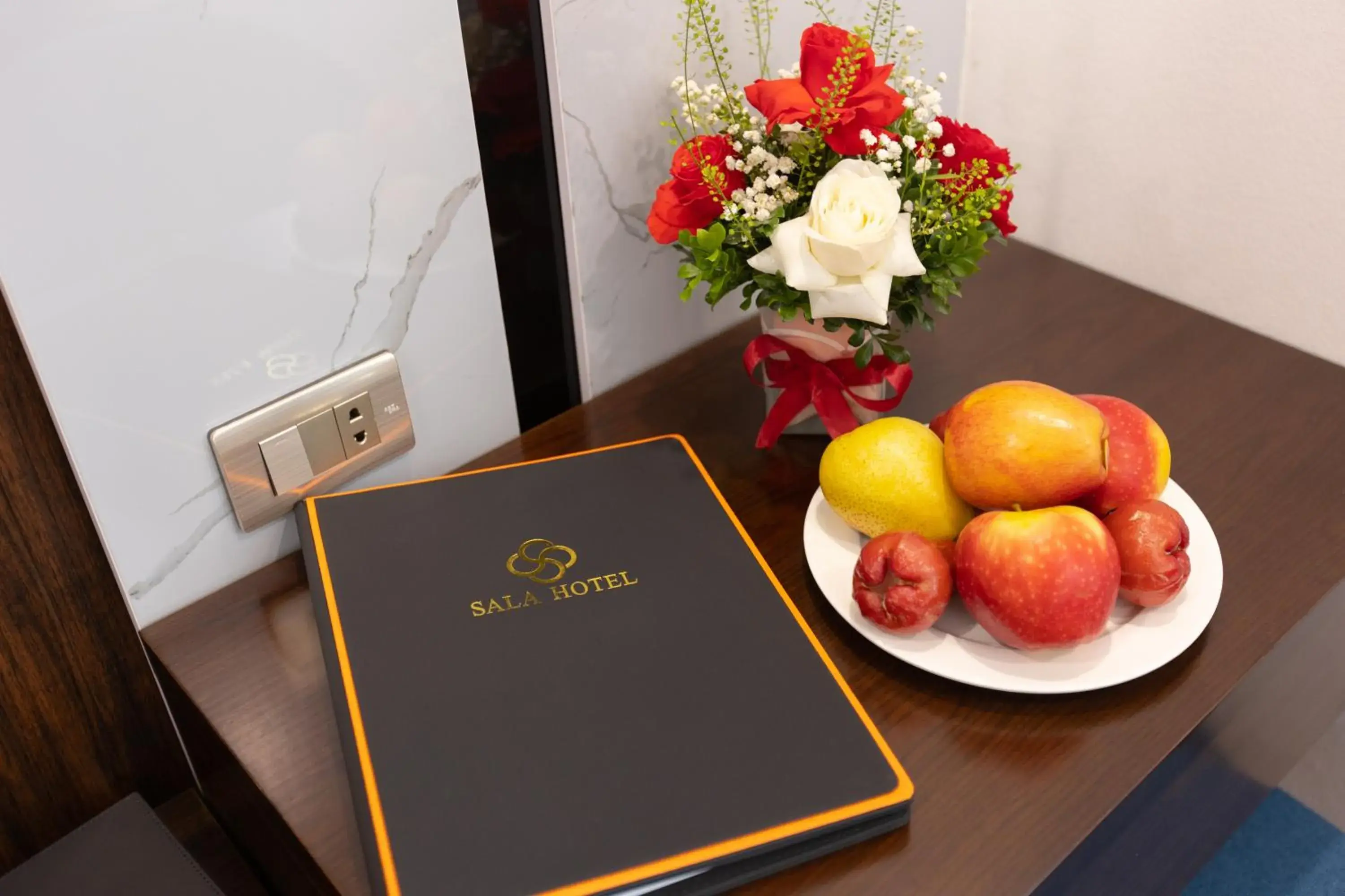 Standard Double Room in SALA HOTEL MÓNG CÁI Standard Double Room in SALA HOTEL MÓNG CÁI