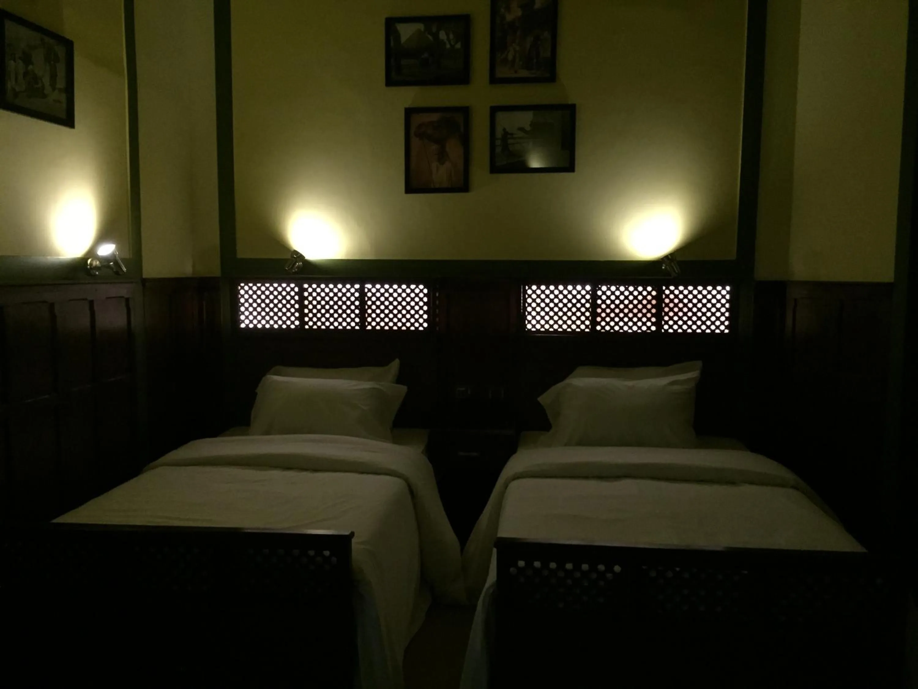 Bedroom, Bed in Carlton Downtown Cairo