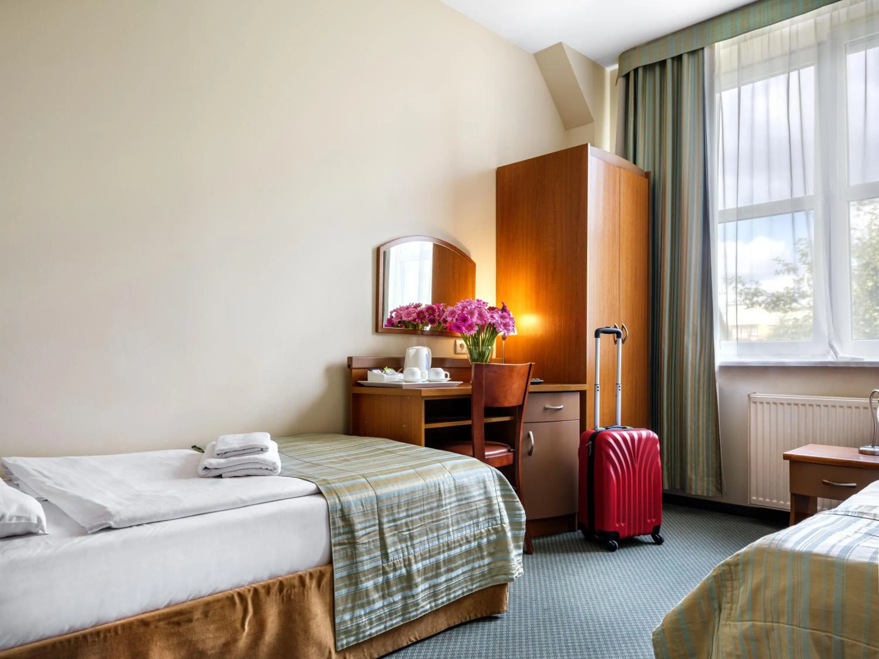 Photo of the whole room, Bed in Hotel Galicya