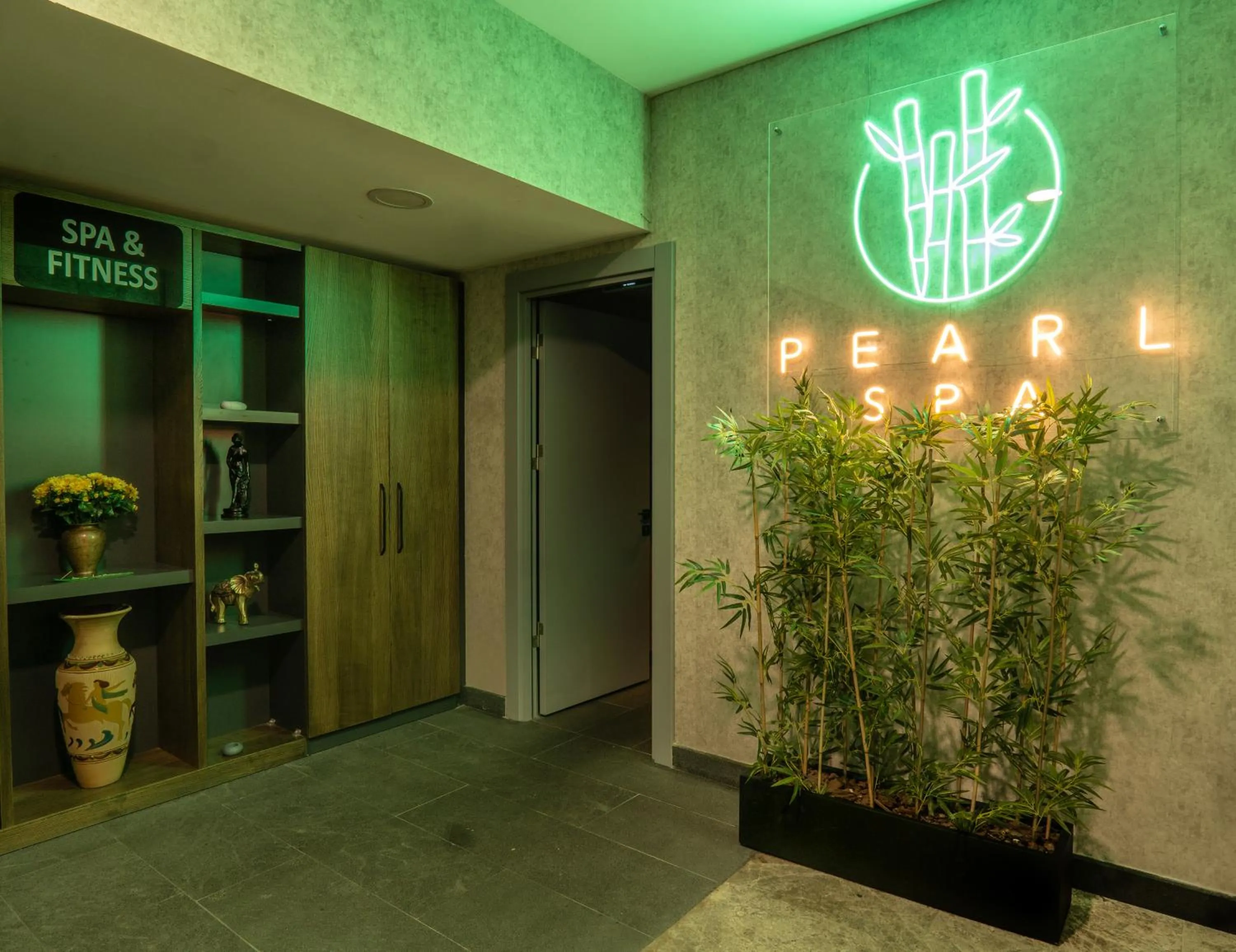 Spa and wellness centre/facilities in Demiray Hotel Old City