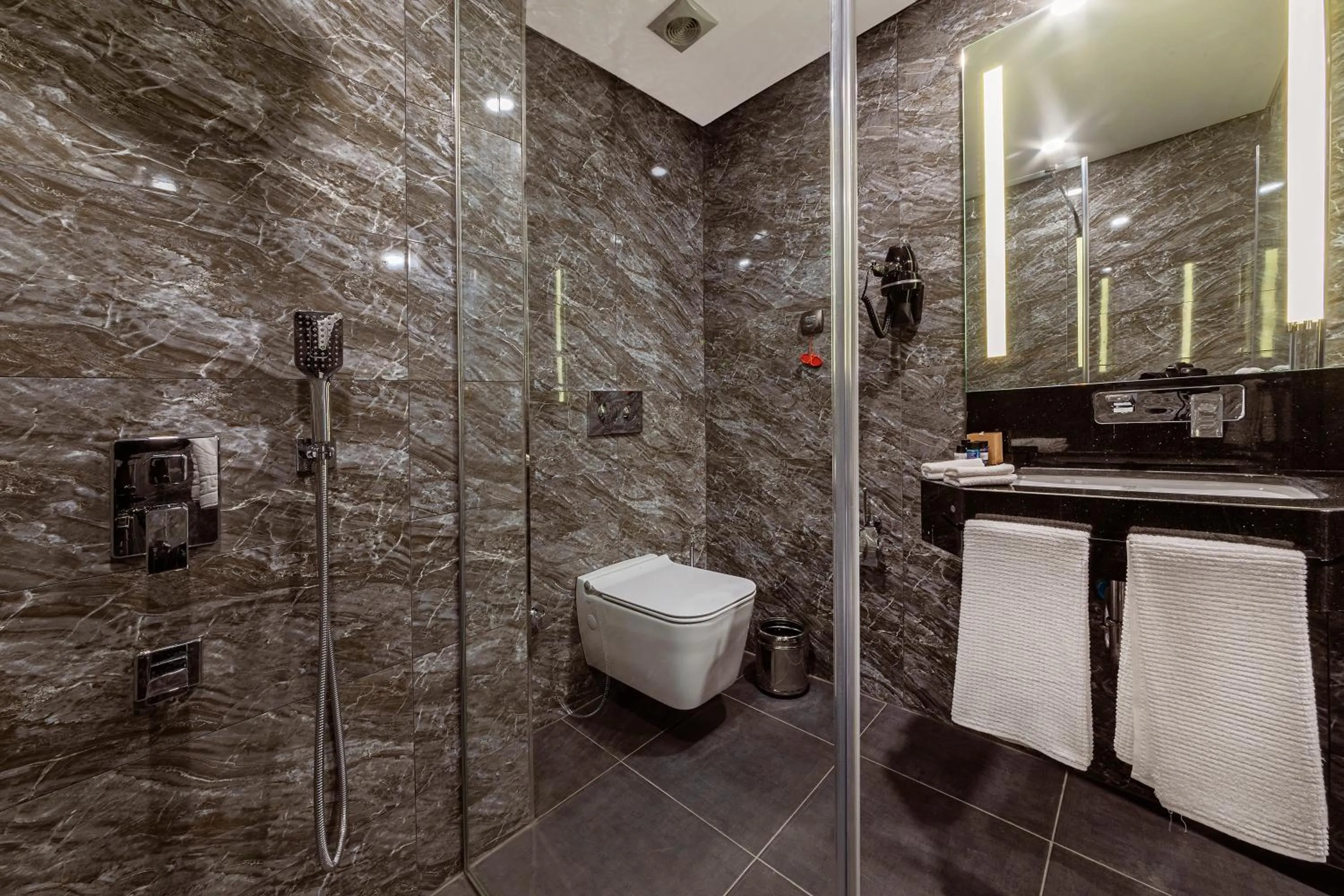 Bathroom in Demiray Hotel Old City