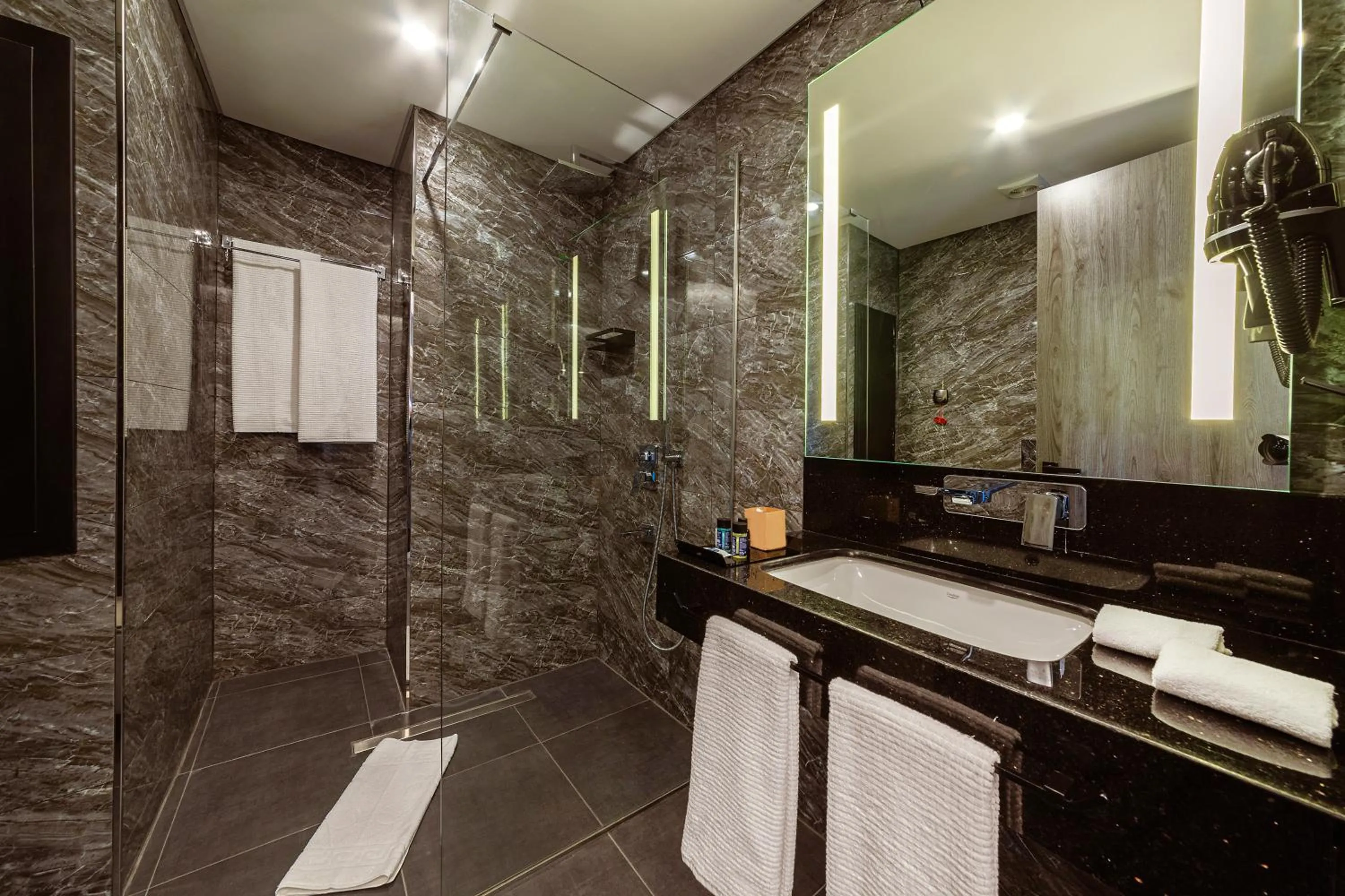 Bathroom in Demiray Hotel Old City