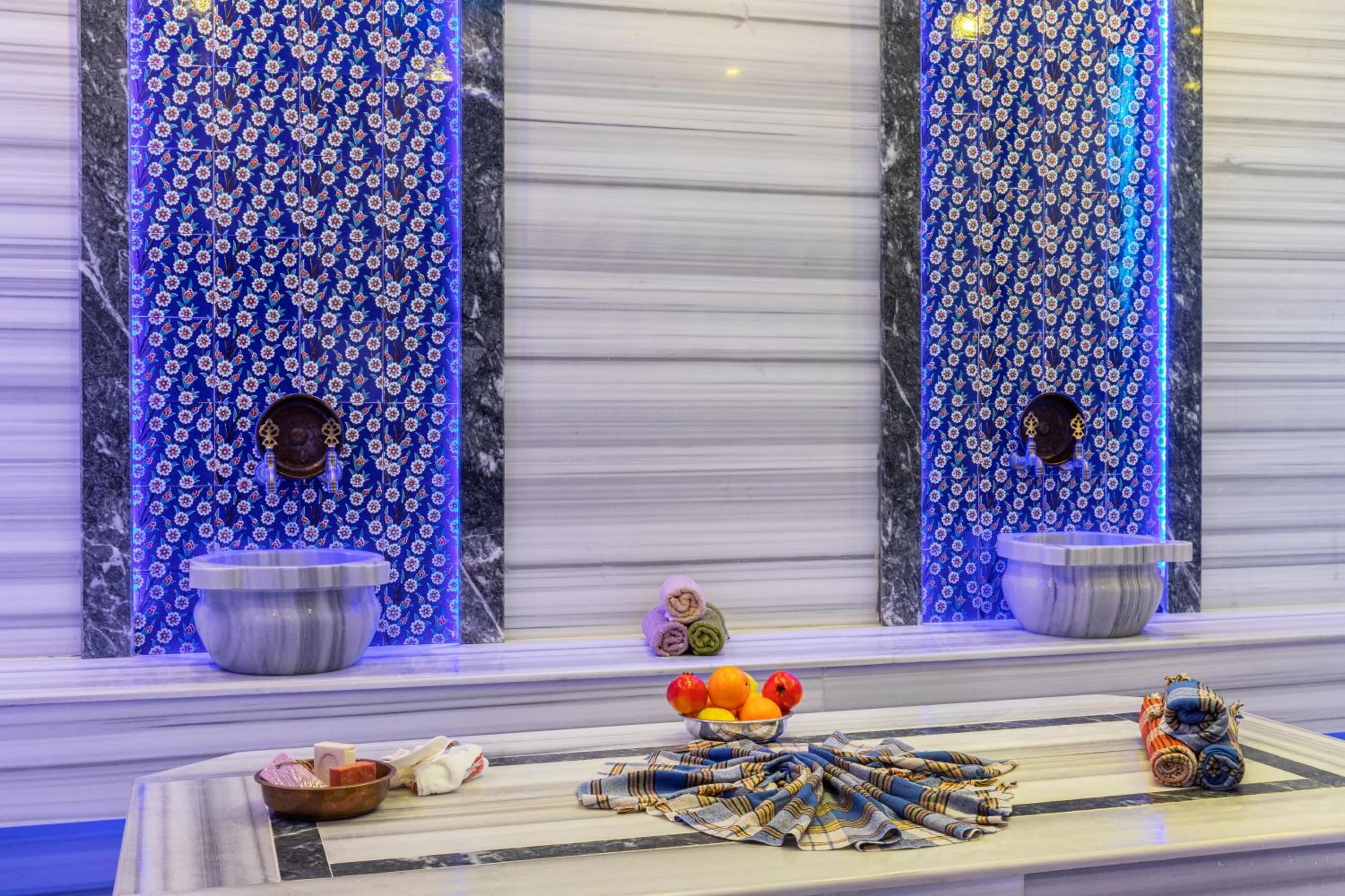 Spa and wellness centre/facilities in Demiray Hotel Old City