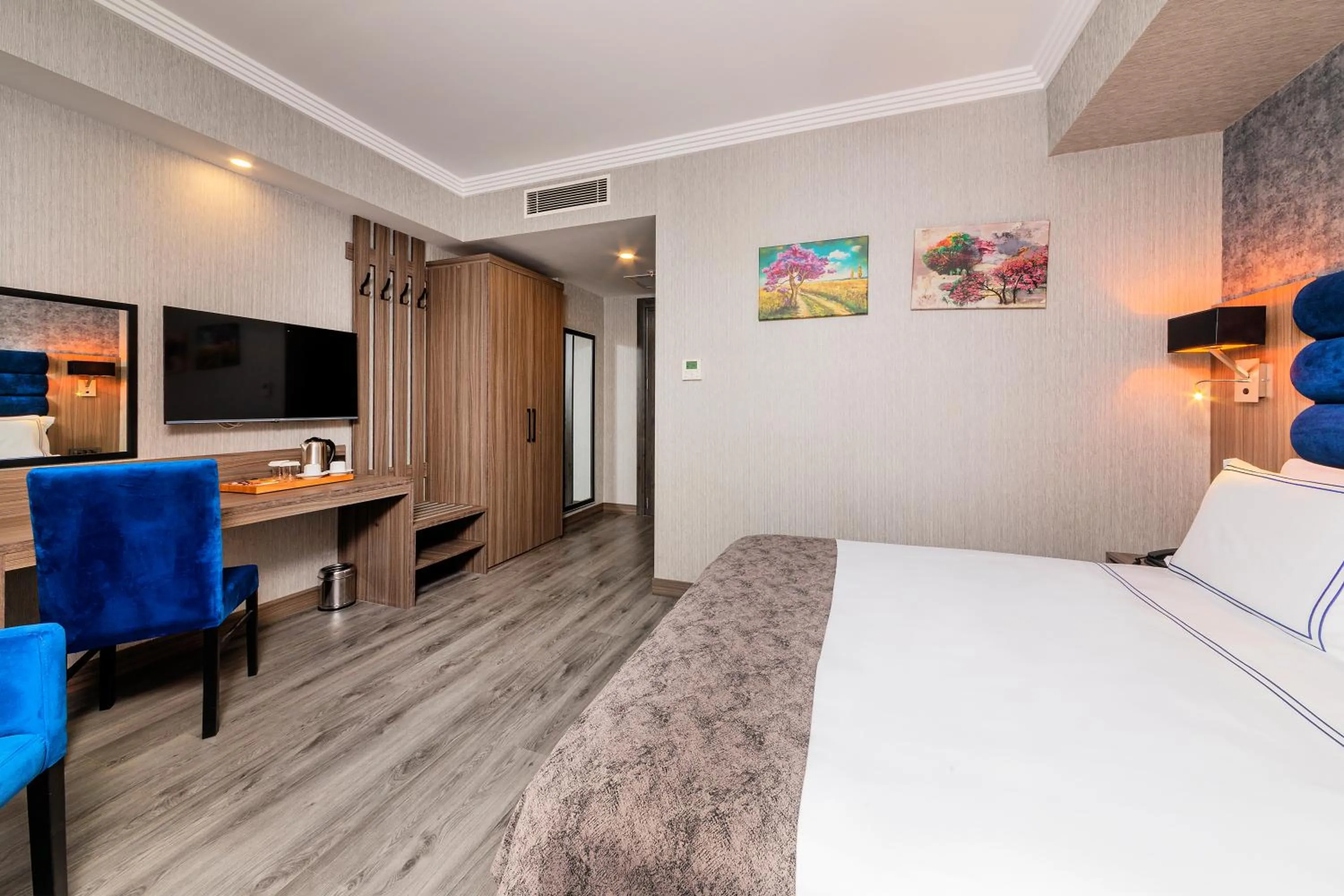 Photo of the whole room, Bed in Demiray Hotel Old City