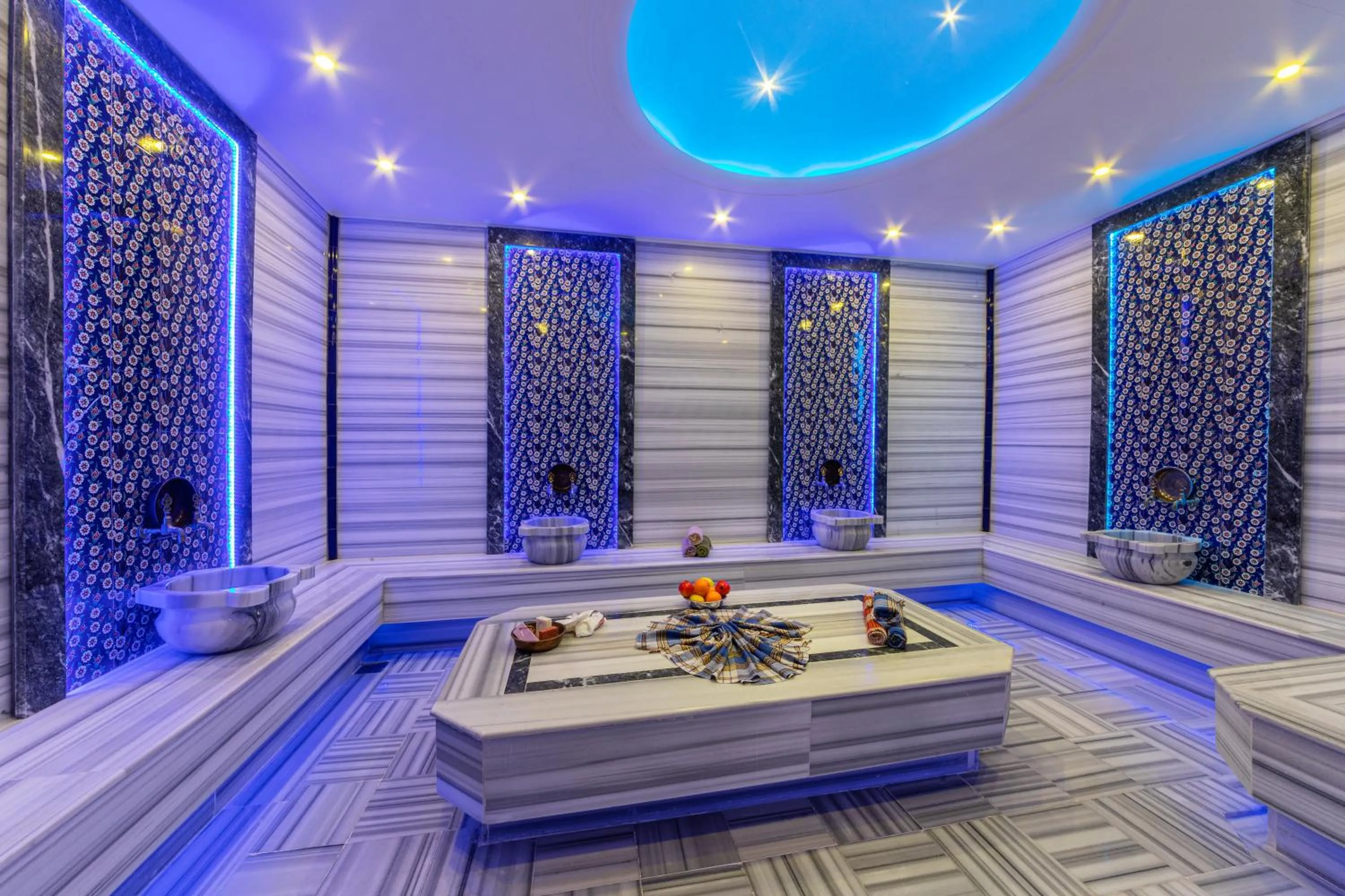 Spa and wellness centre/facilities in Demiray Hotel Old City