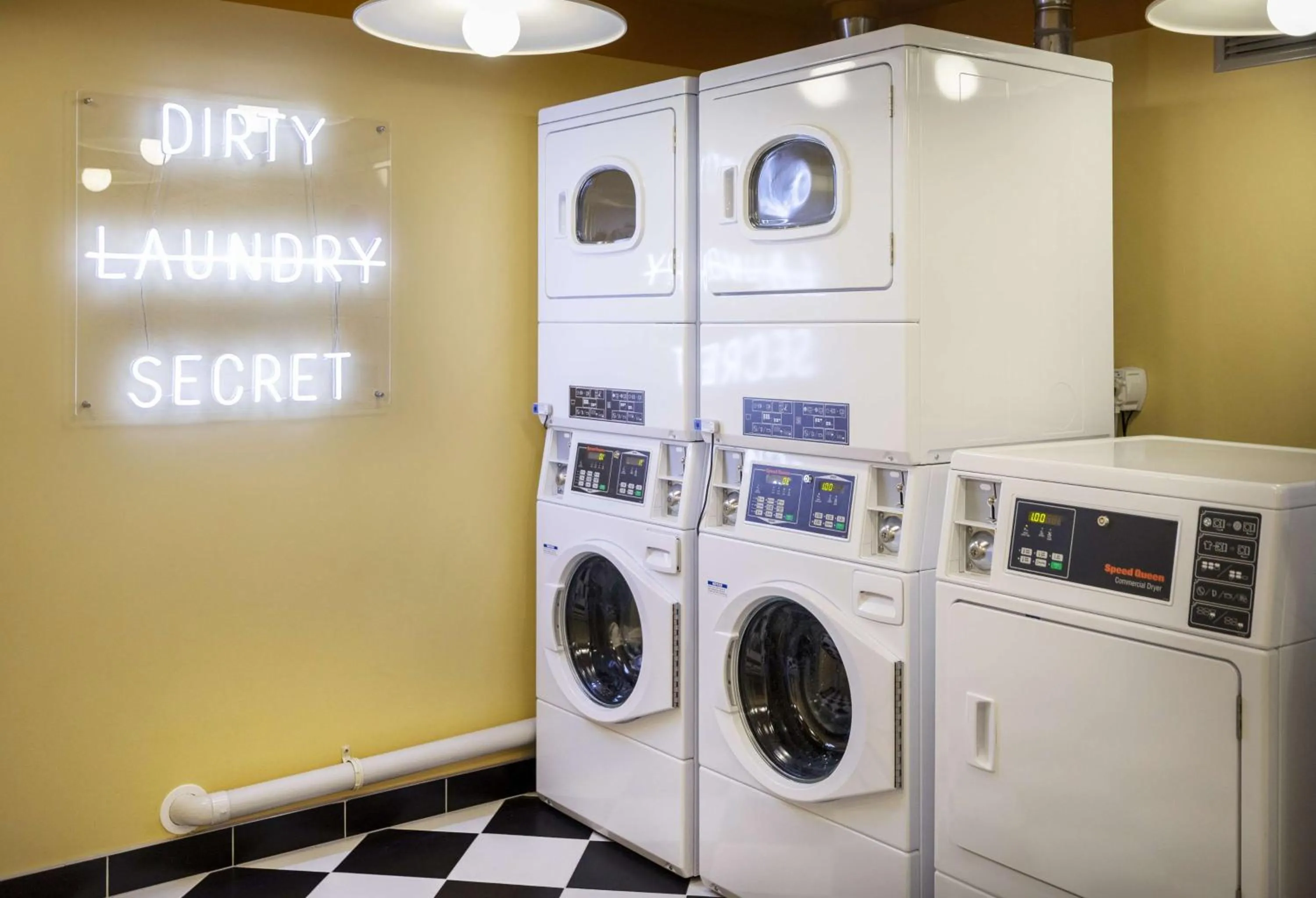 laundry in LyLo Auckland Hotel