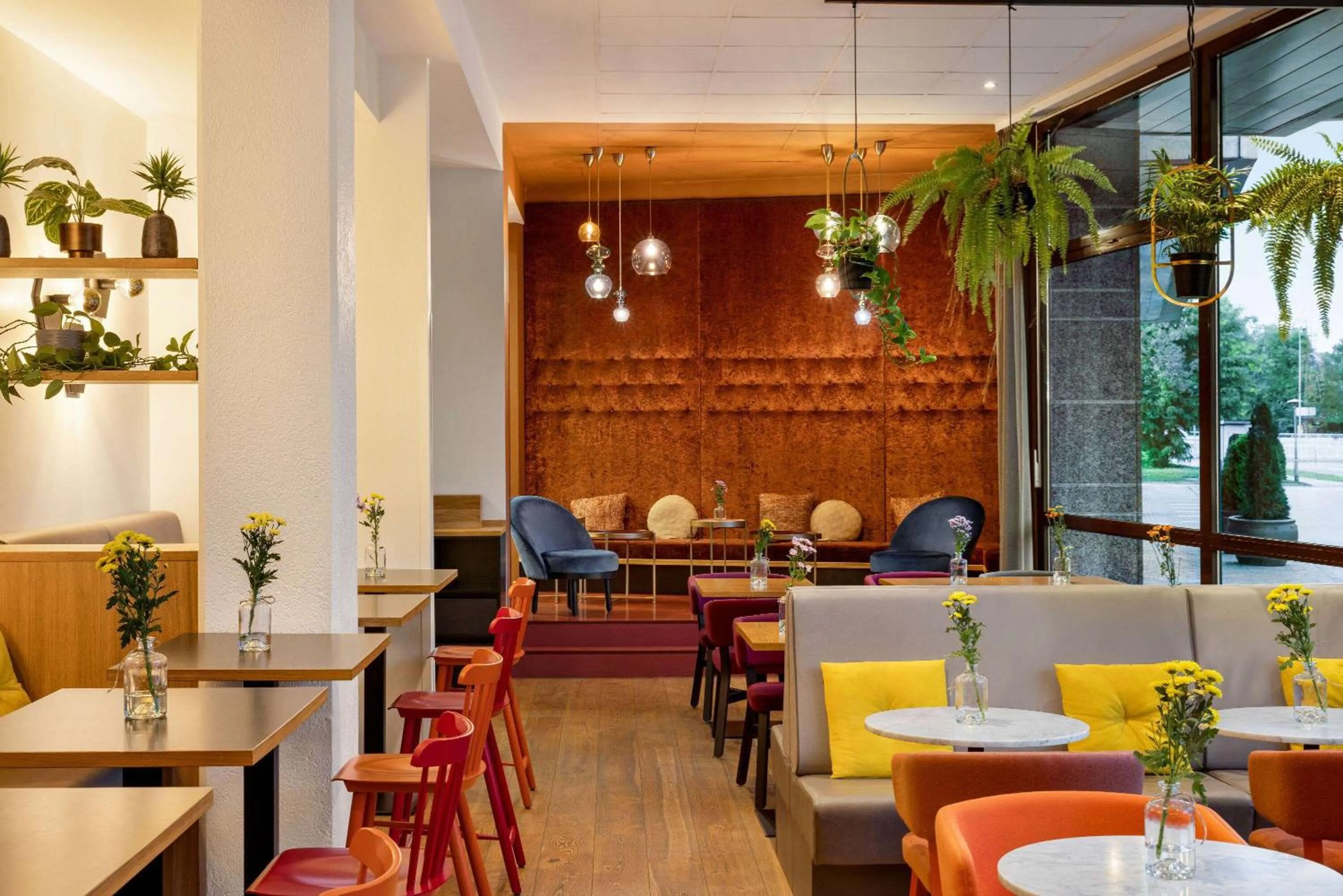 Lounge or bar in Vienna House Easy by Wyndham Cracow