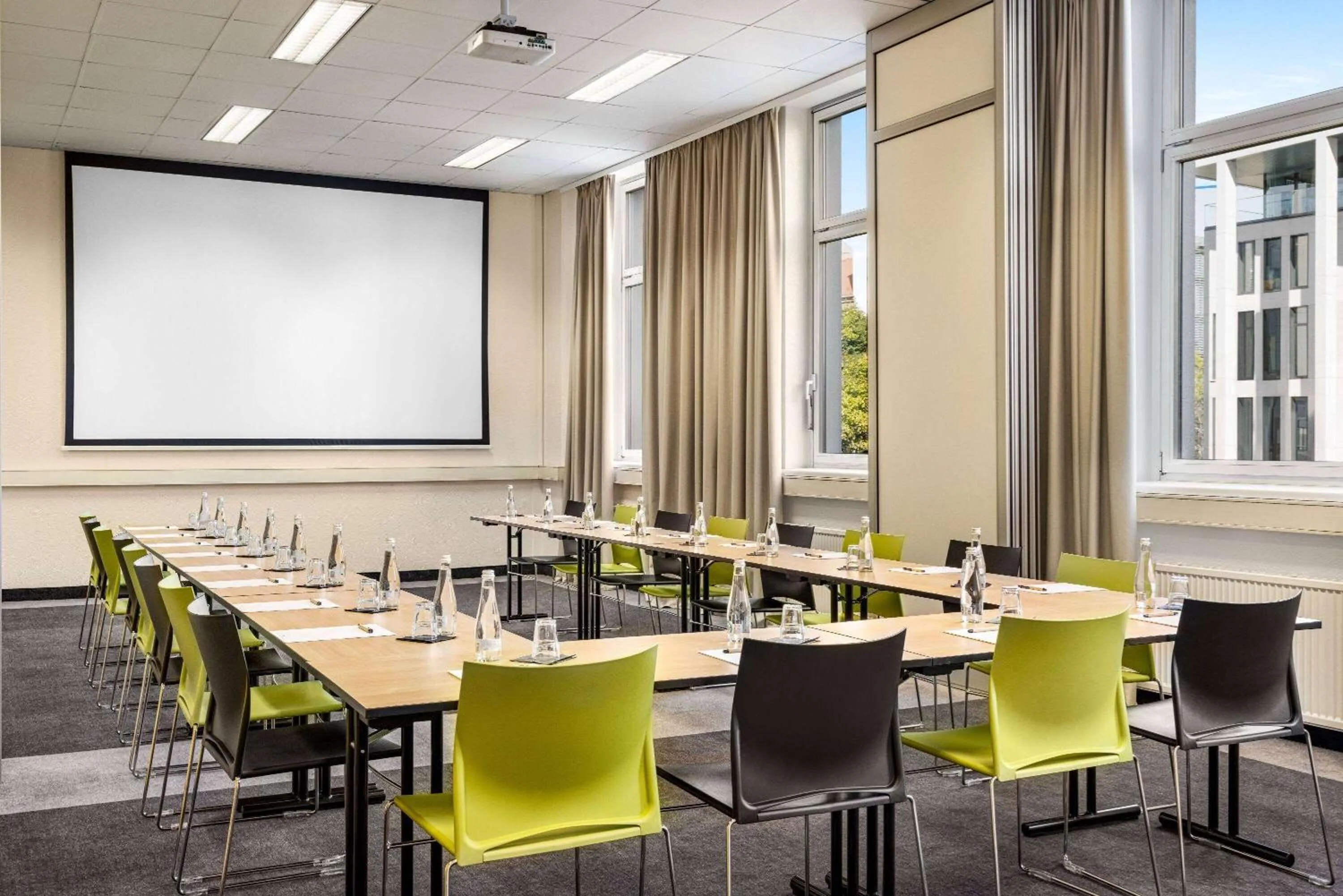Meeting/conference room in Vienna House Easy by Wyndham Cracow